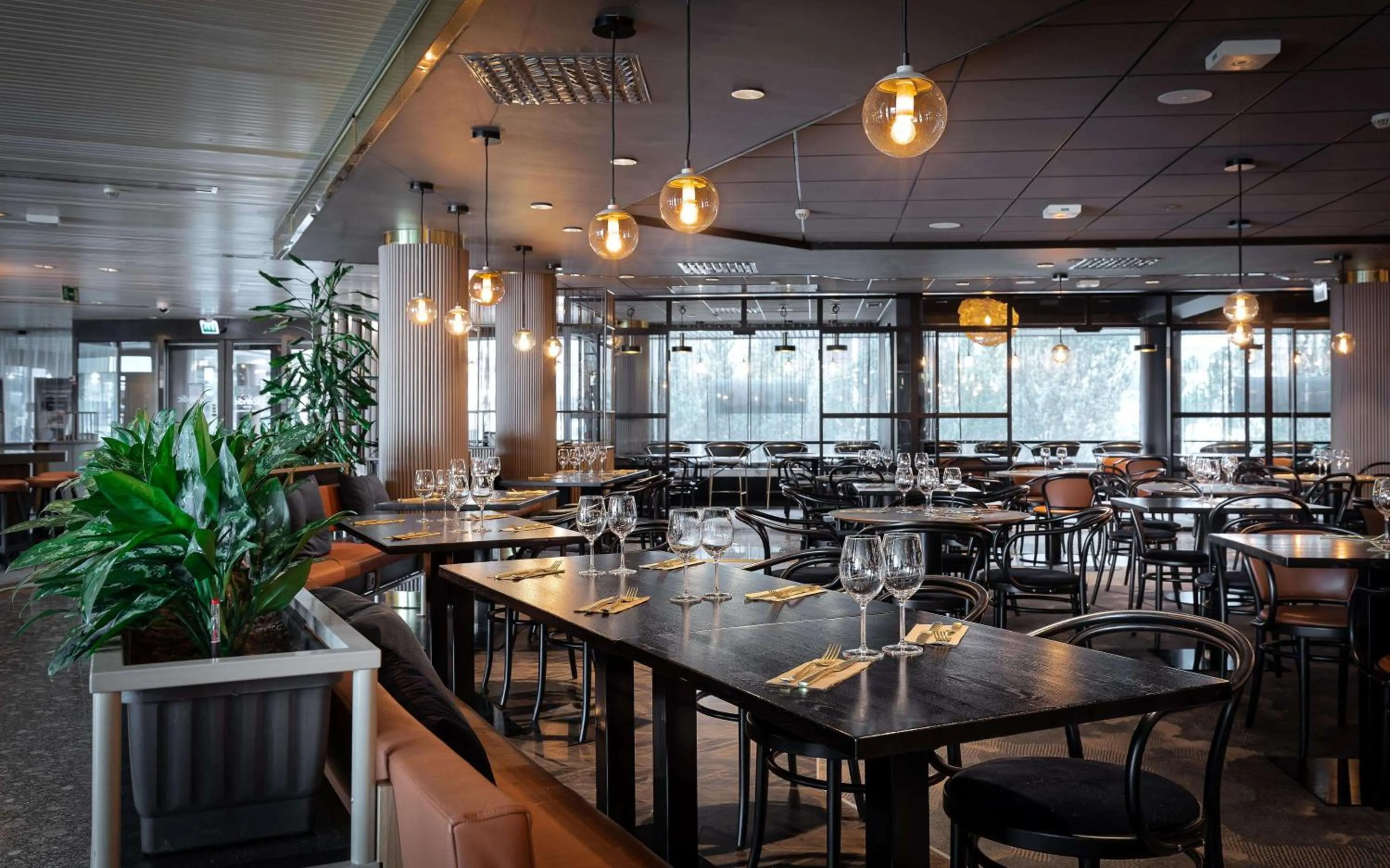 Restaurant/places to eat in Scandic Kuopio
