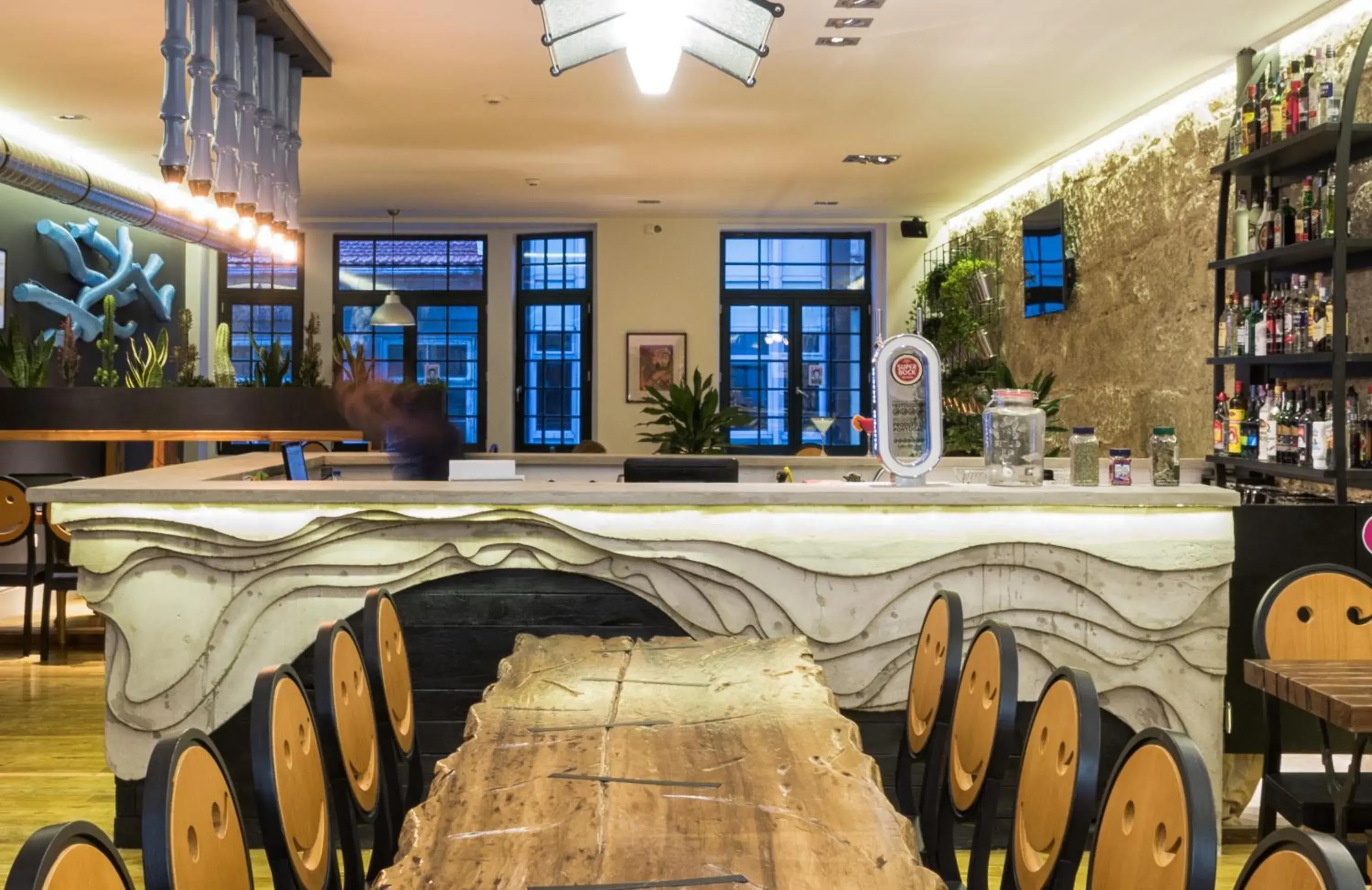 Restaurant/places to eat in Nice Way Porto Hostel Restaurant/places to eat in Nice Way Porto Hostel