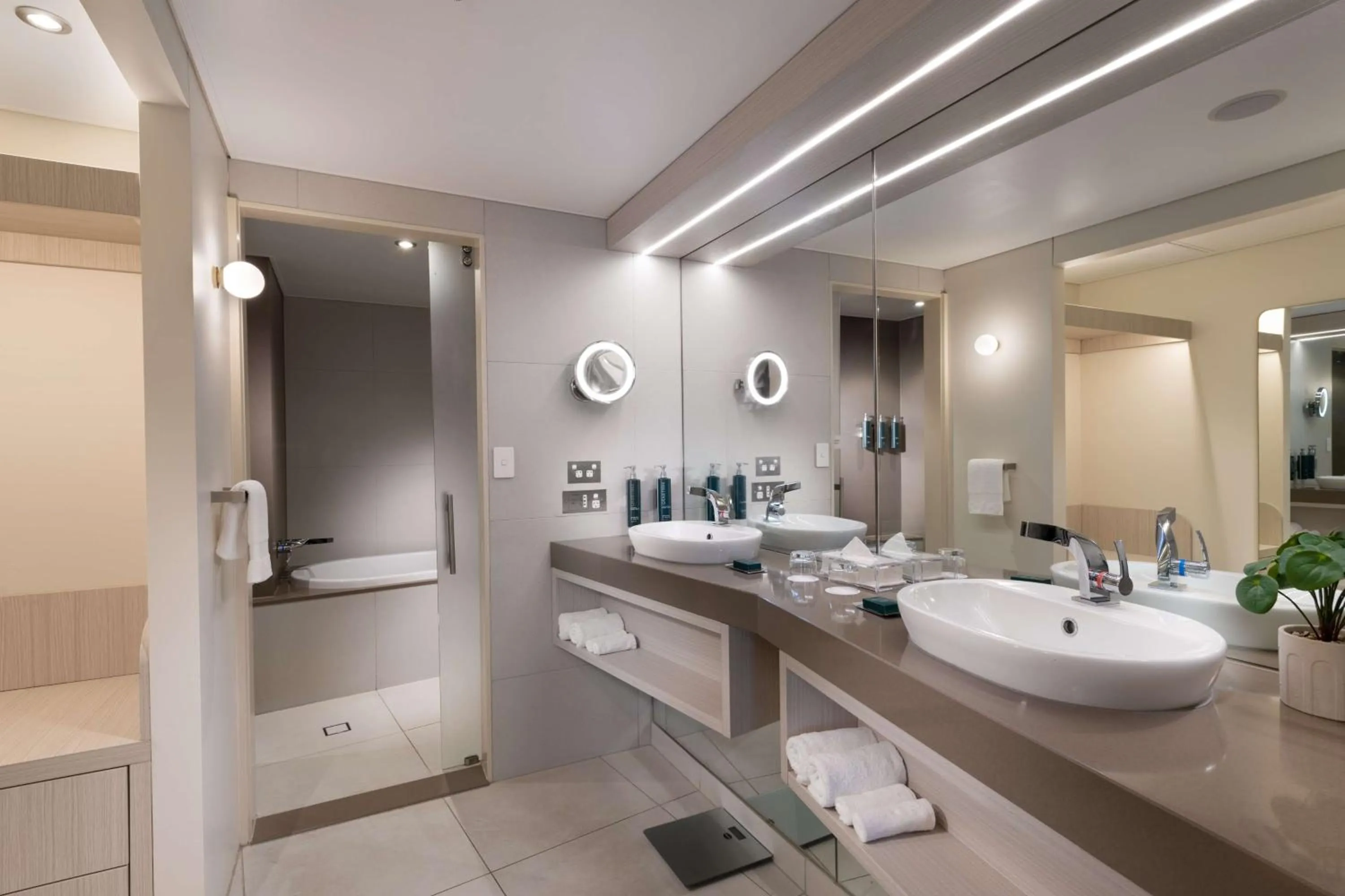 Bathroom in Hilton Darwin