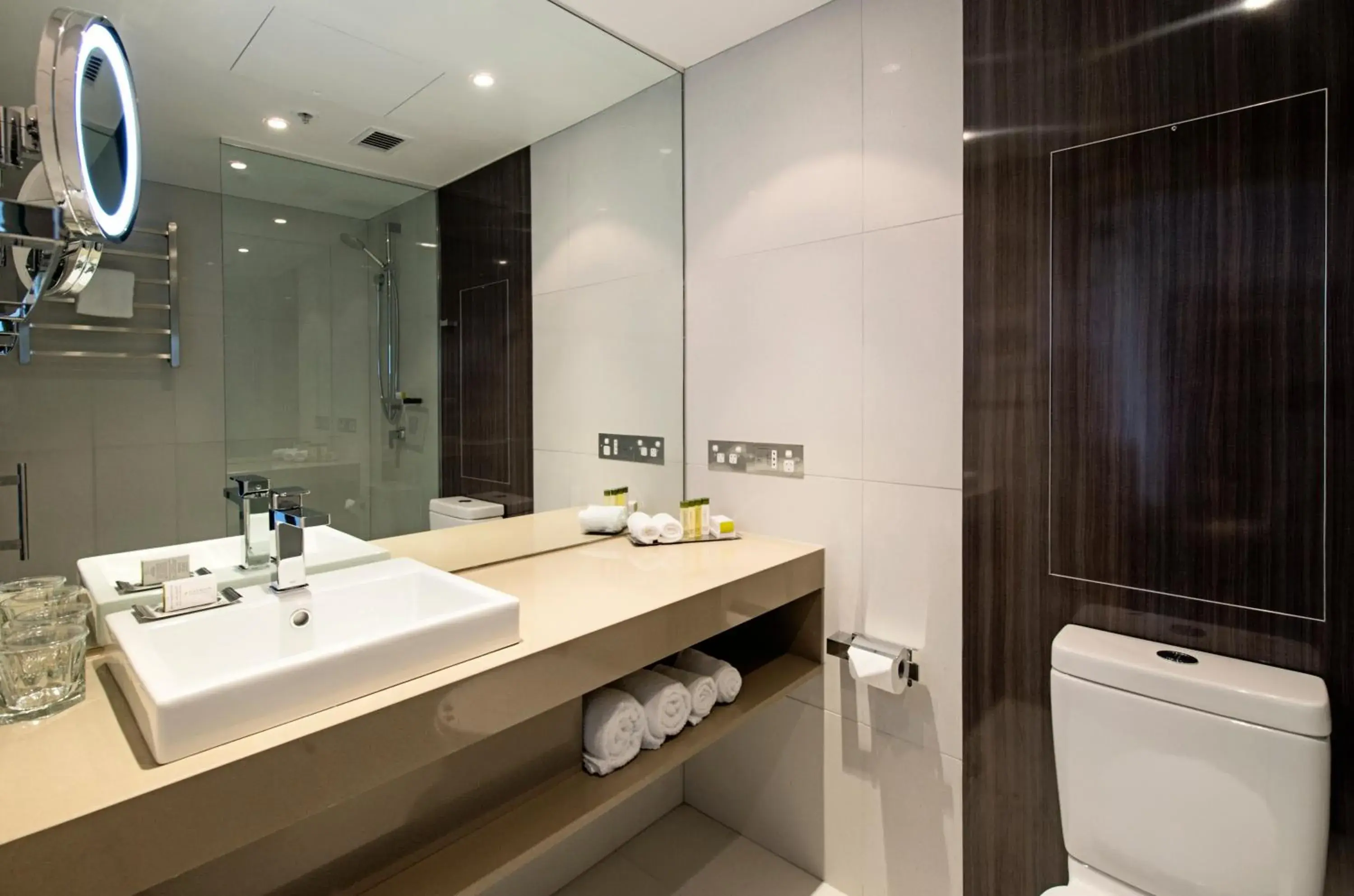 Bathroom in Hilton Garden Inn Darwin Bathroom in Hilton Garden Inn Darwin