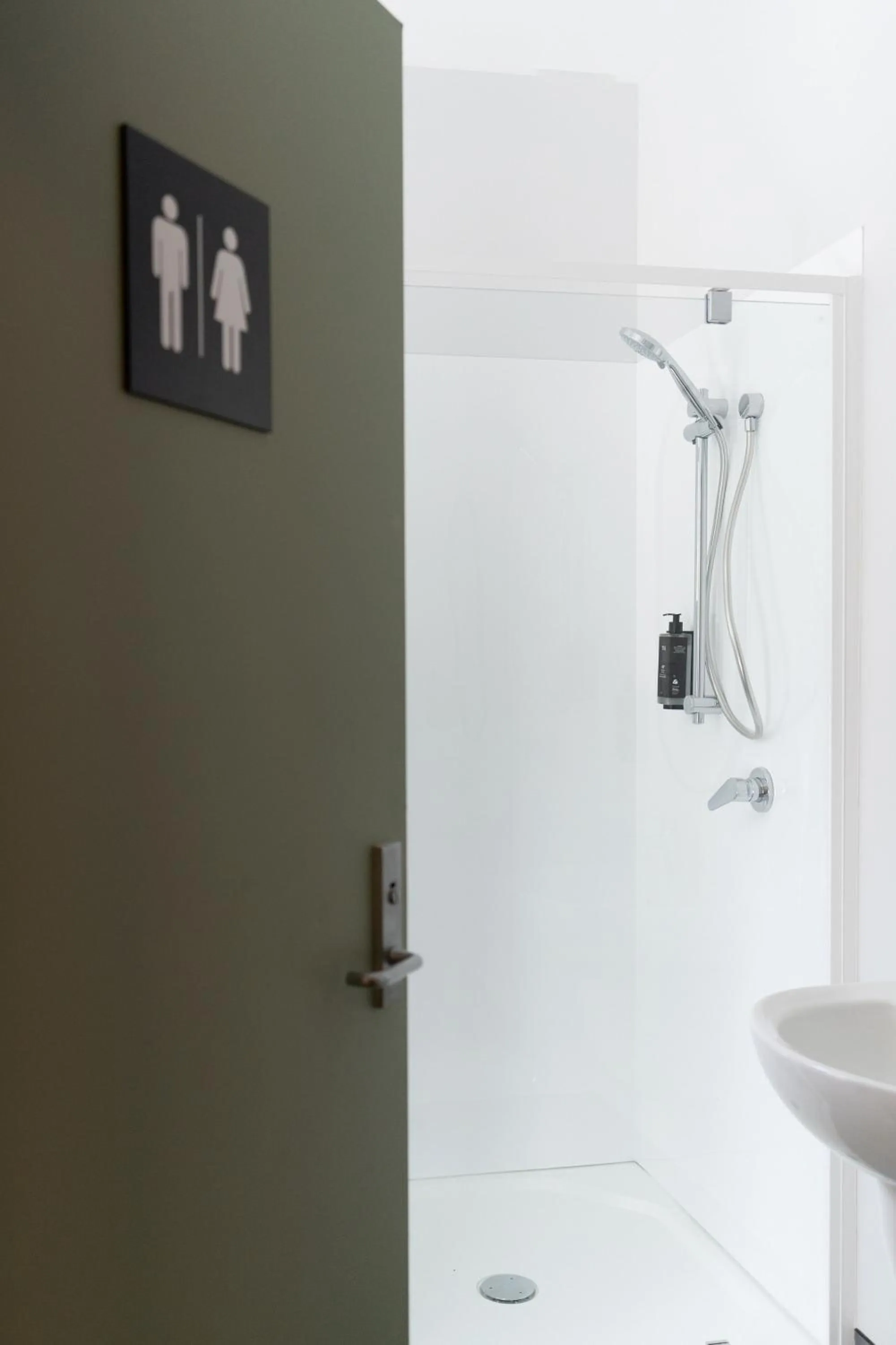 Bathroom in Haka House Christchurch