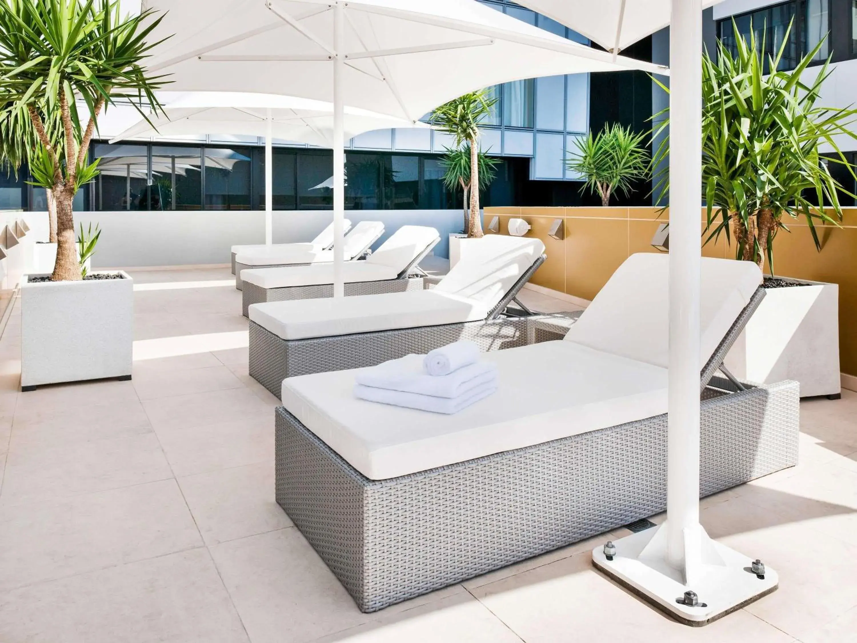 Property building in The Olsen Melbourne Art Series Property building in The Olsen Melbourne Art Series