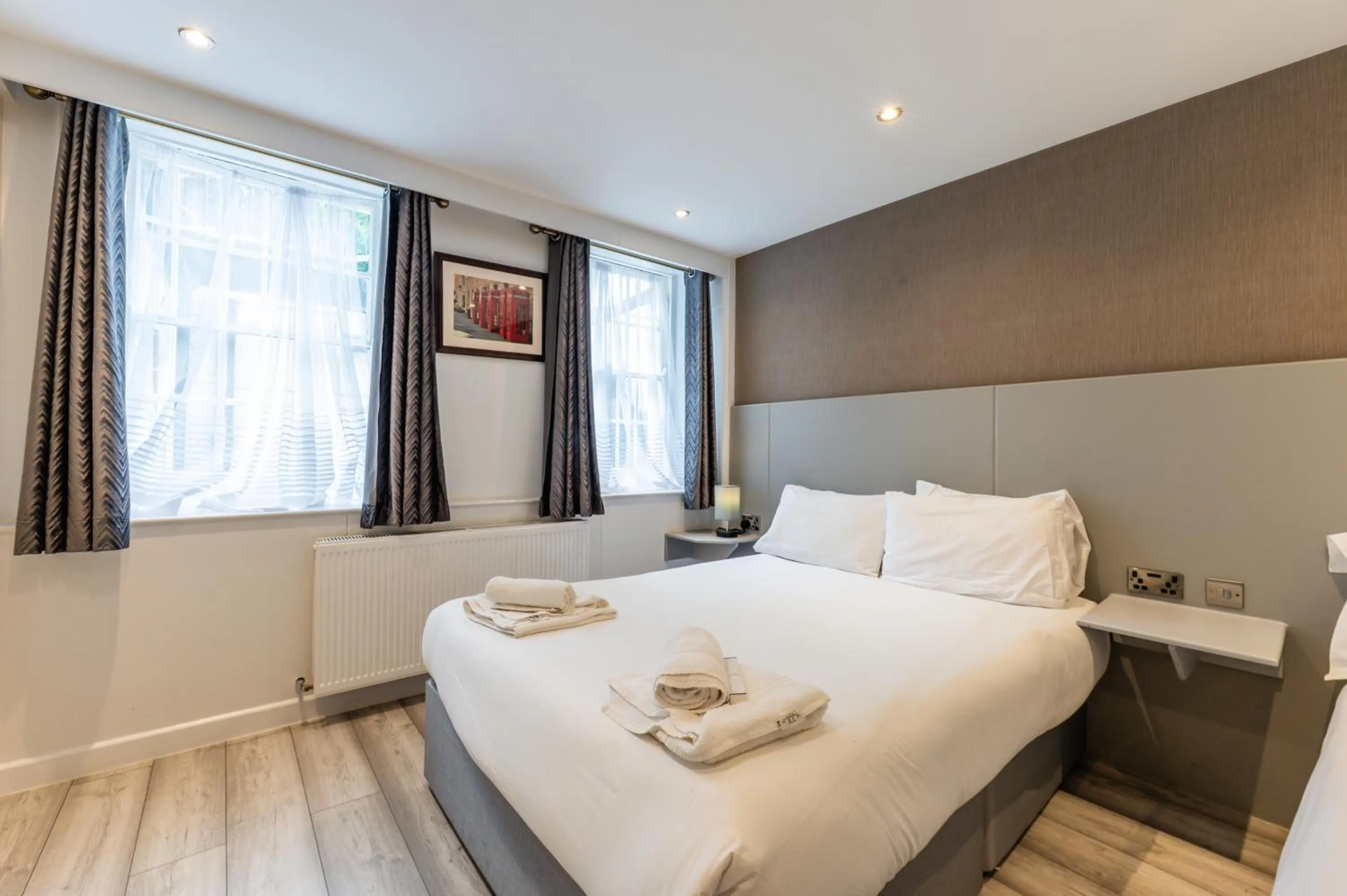 Bed in Belmont Hotel