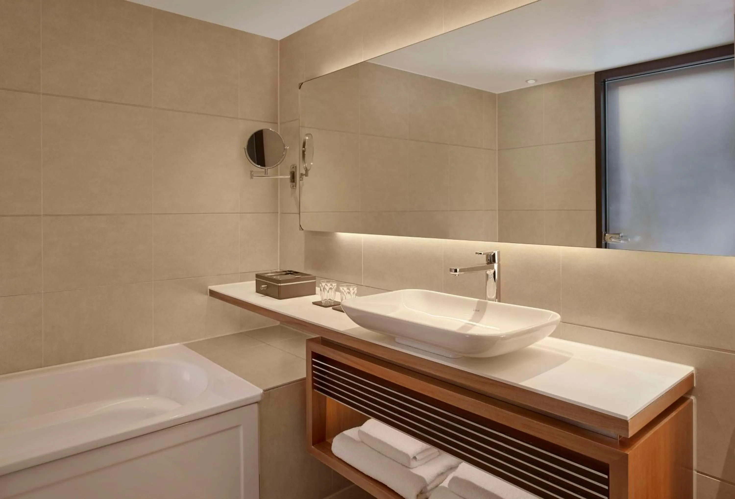 Bathroom in Park Plaza London Westminster Bridge