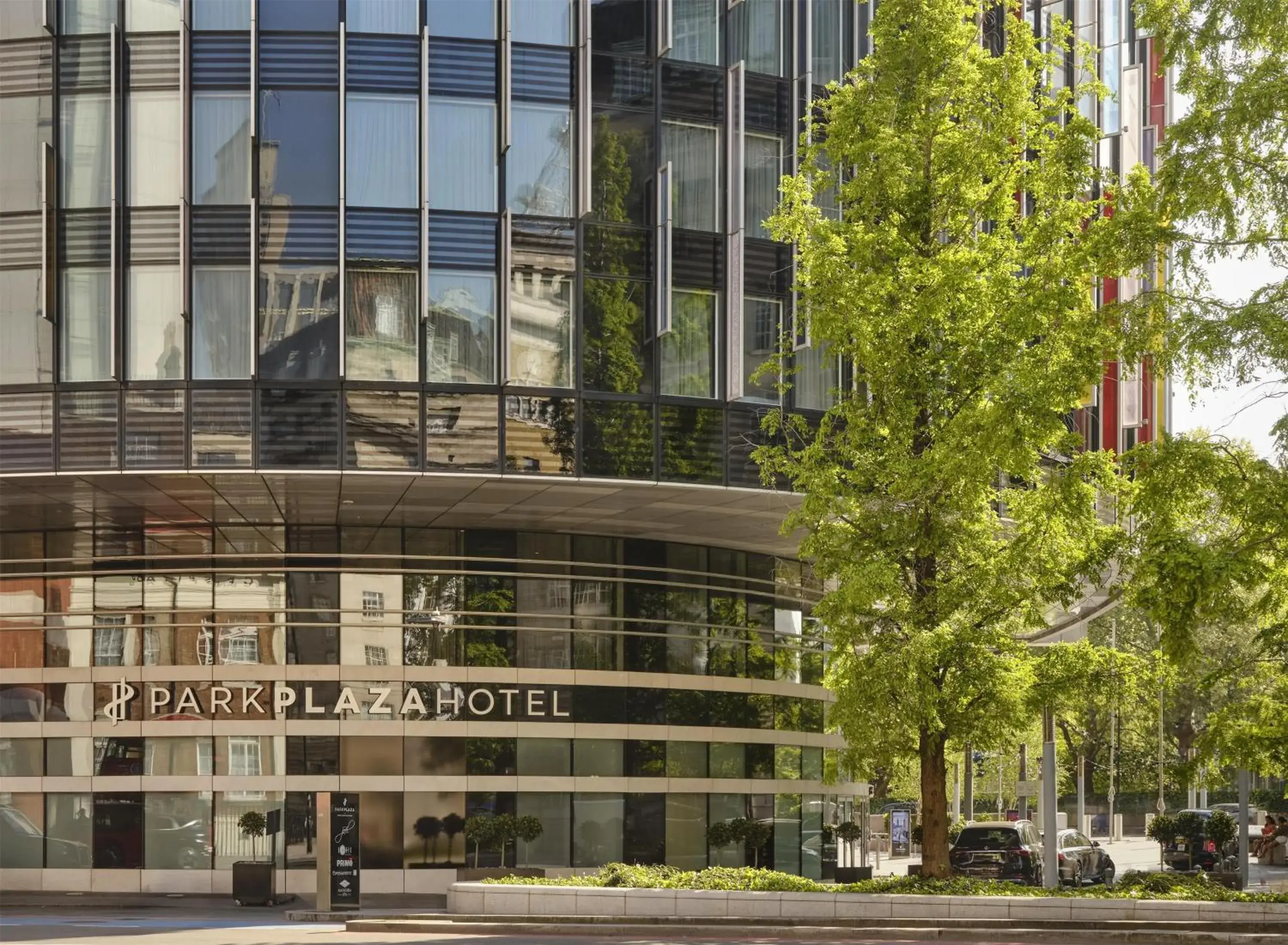 Property building in Park Plaza London Westminster Bridge Property building in Park Plaza London Westminster Bridge