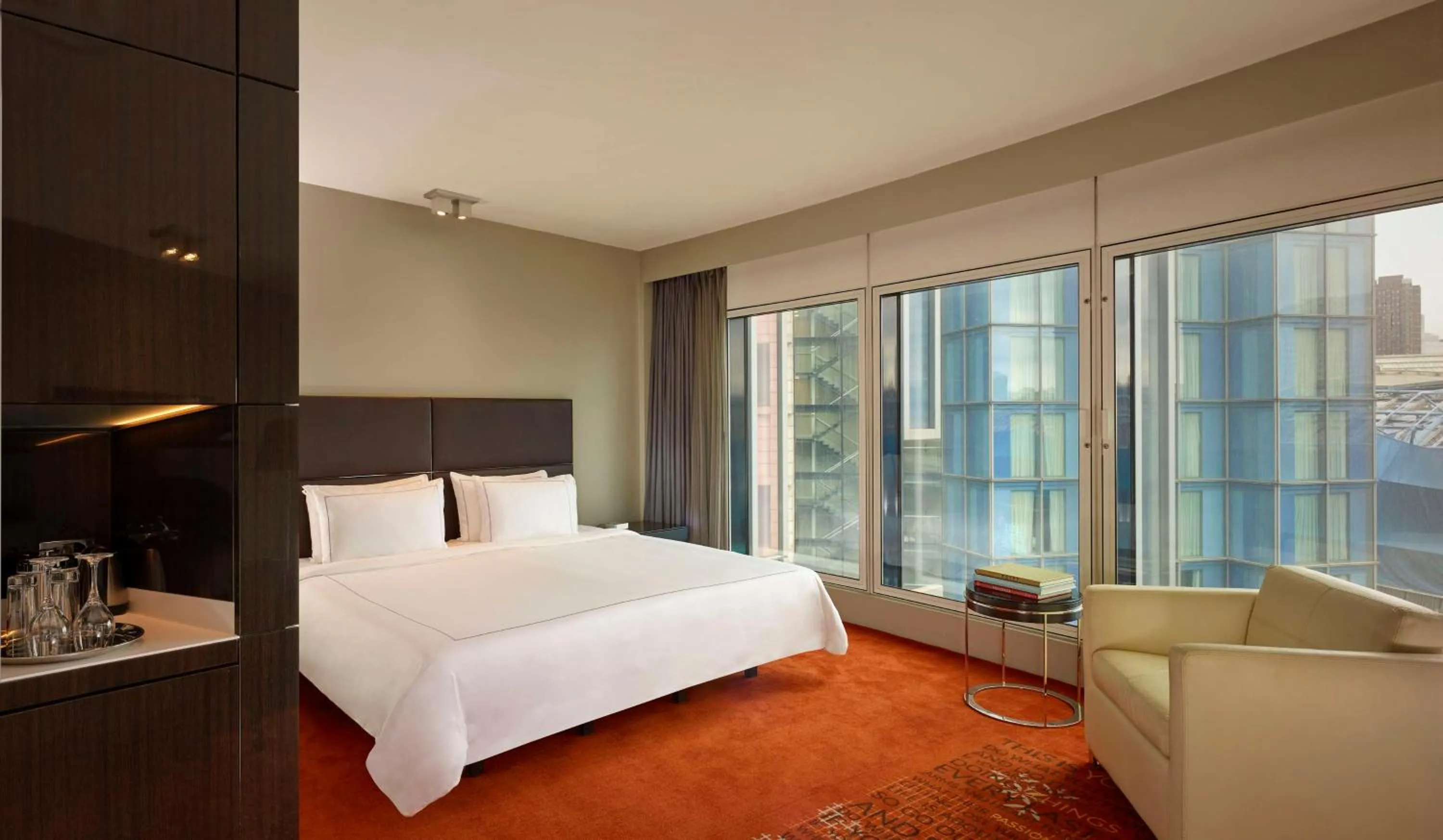 Photo of the whole room, Bed in Park Plaza London Westminster Bridge