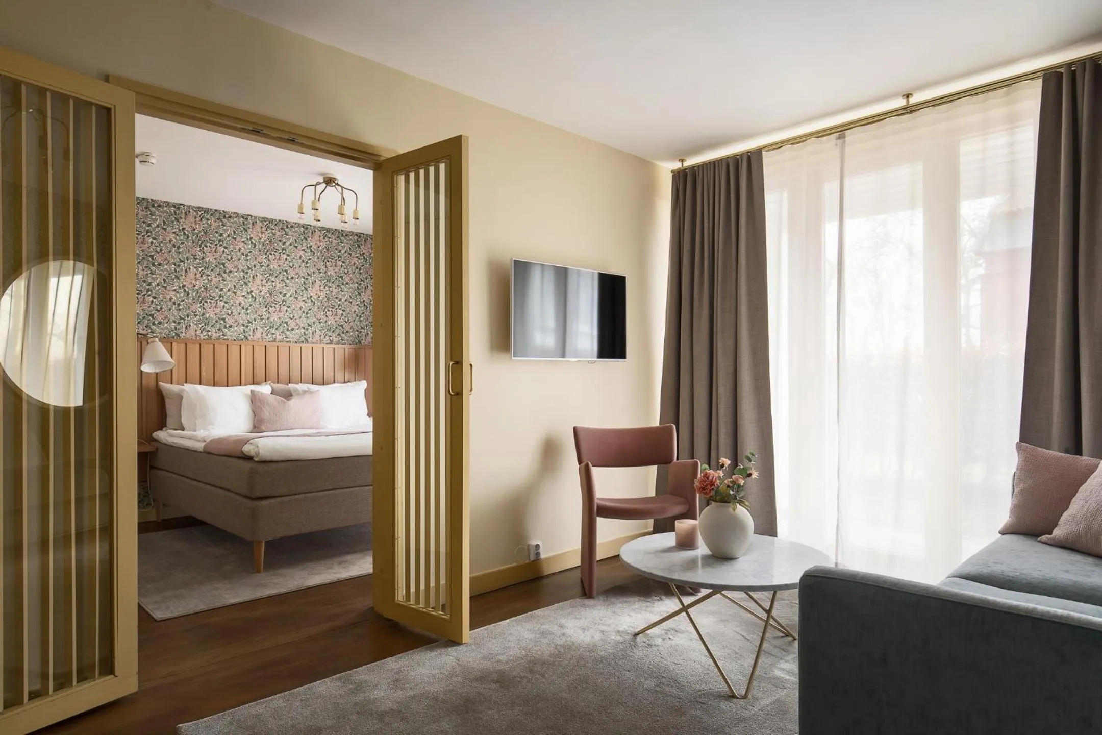 Photo of the whole room, Bed in Villa Källhagen