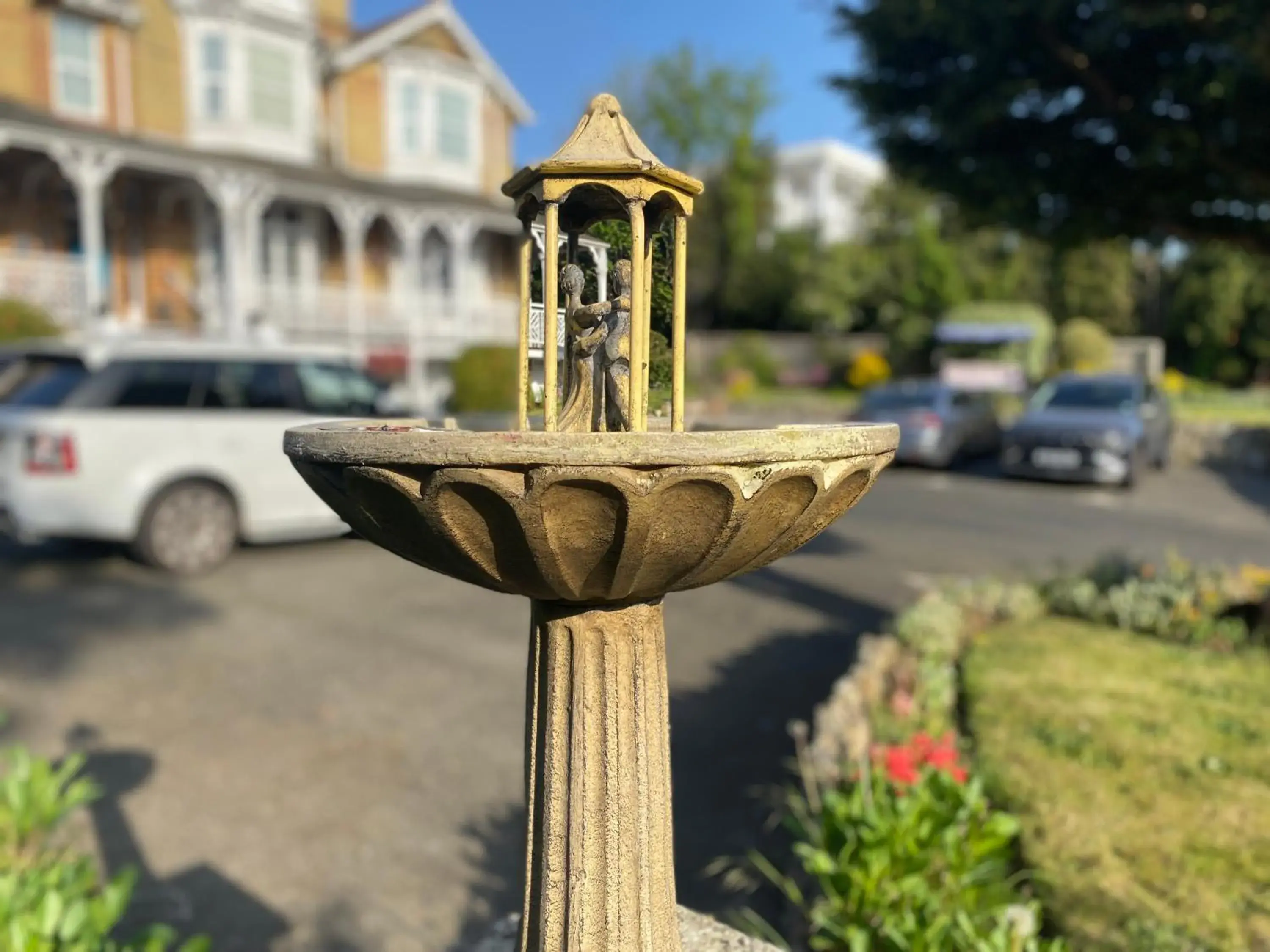 Property building in The Belmont Property building in The Belmont