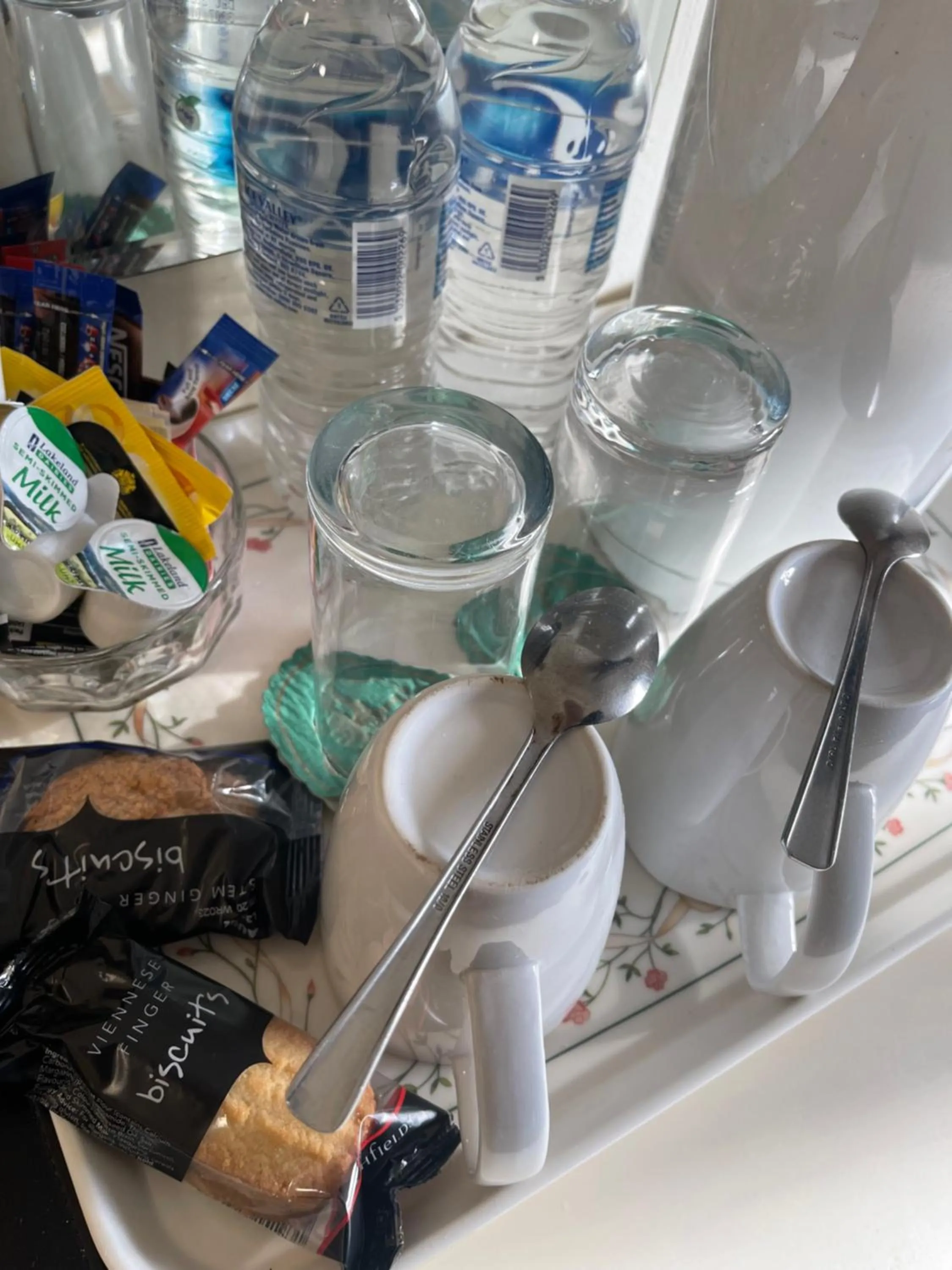 Coffee/tea facilities in Haigs Hotel