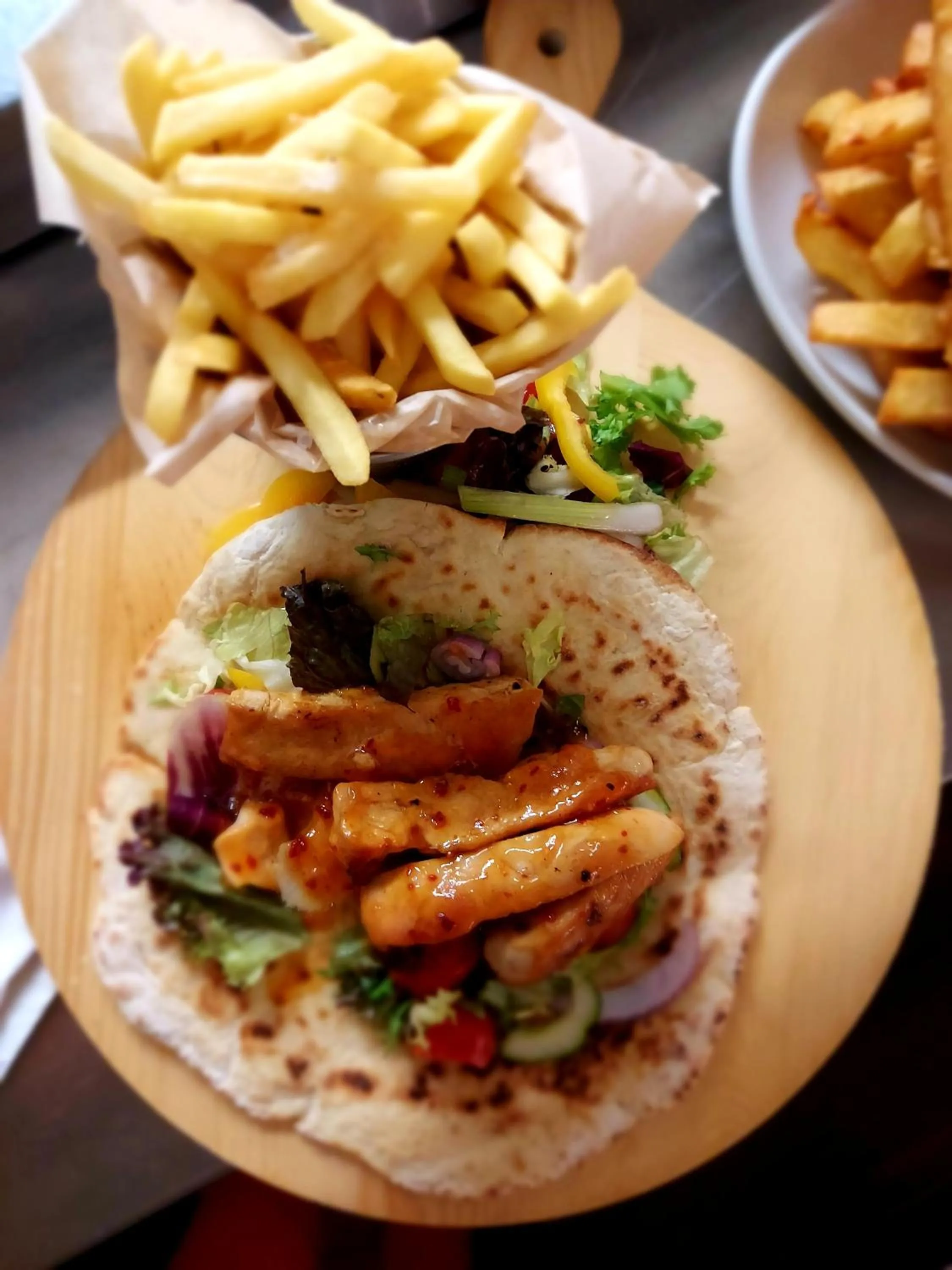 Restaurant/places to eat in Grains Bar Hotel