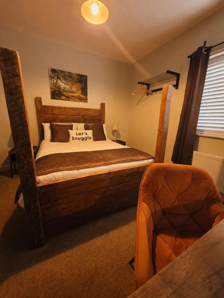 Bed in Grains Bar Hotel