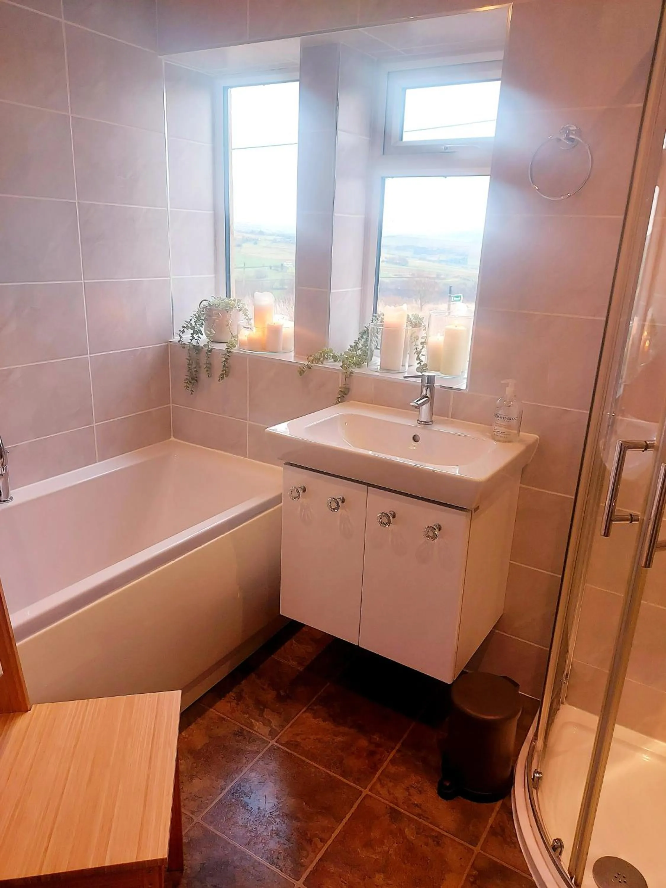 Bathroom in Grains Bar Hotel