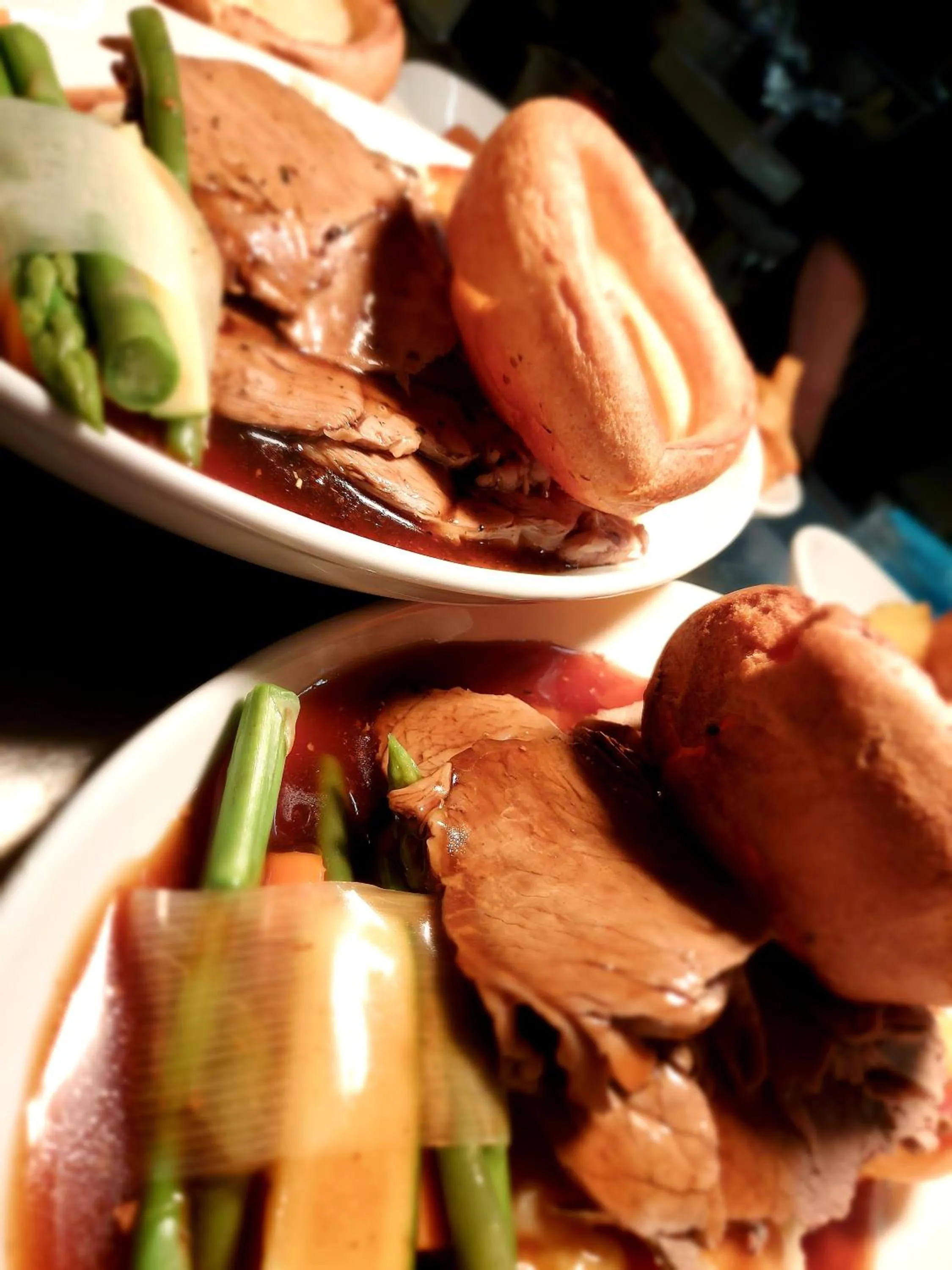 Restaurant/places to eat in Grains Bar Hotel