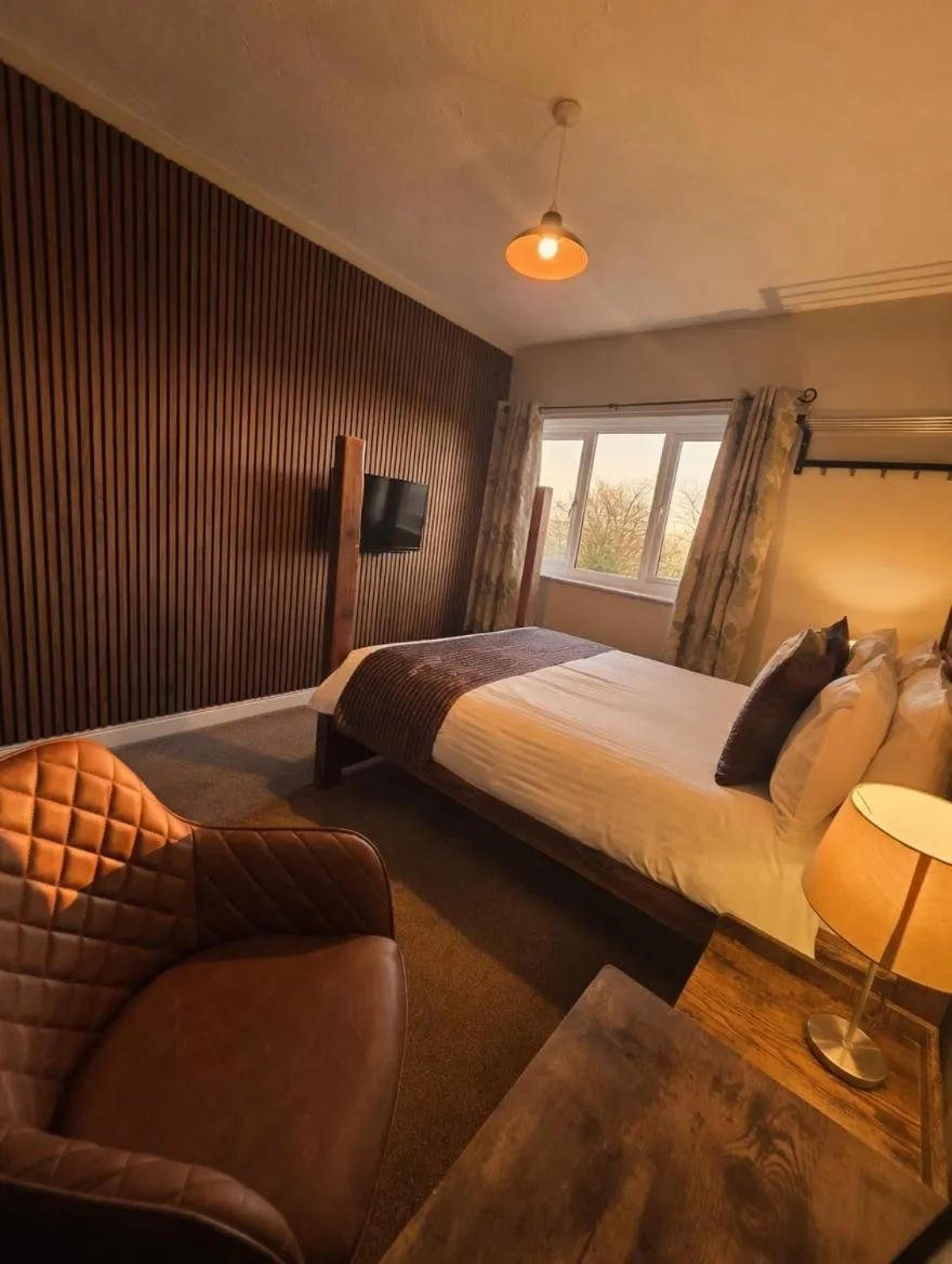 Bed in Grains Bar Hotel
