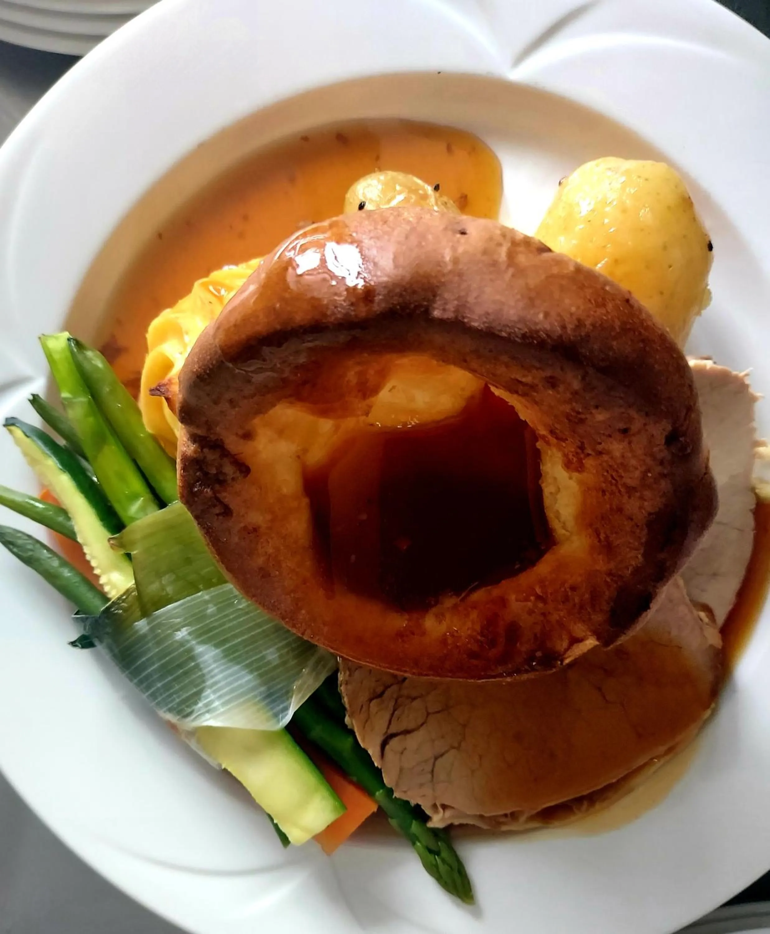 Restaurant/places to eat in Grains Bar Hotel