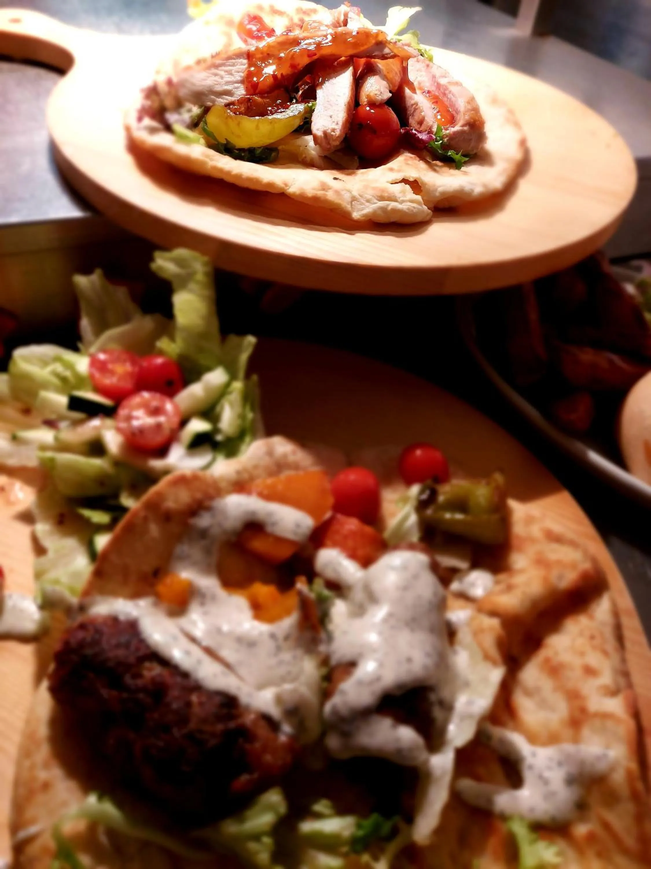 Restaurant/places to eat in Grains Bar Hotel