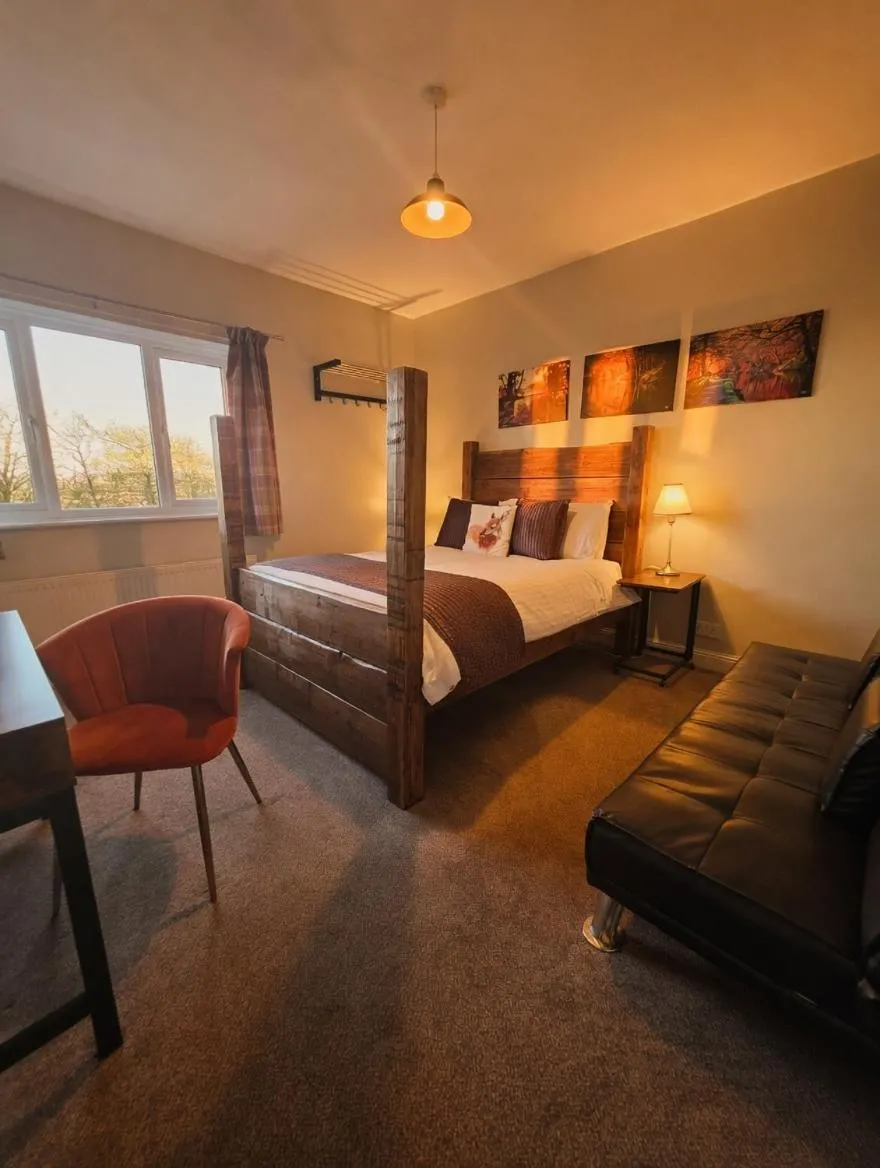 Bed in Grains Bar Hotel