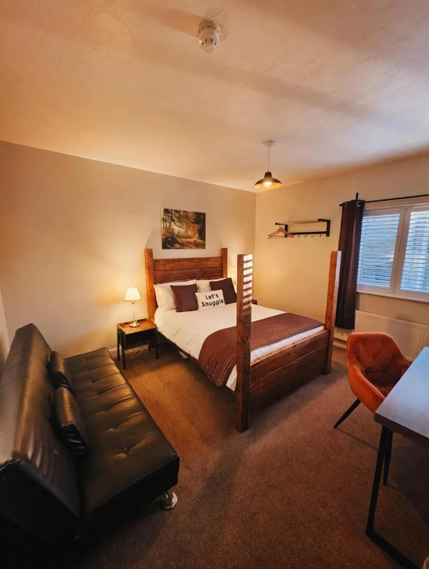 Bed in Grains Bar Hotel