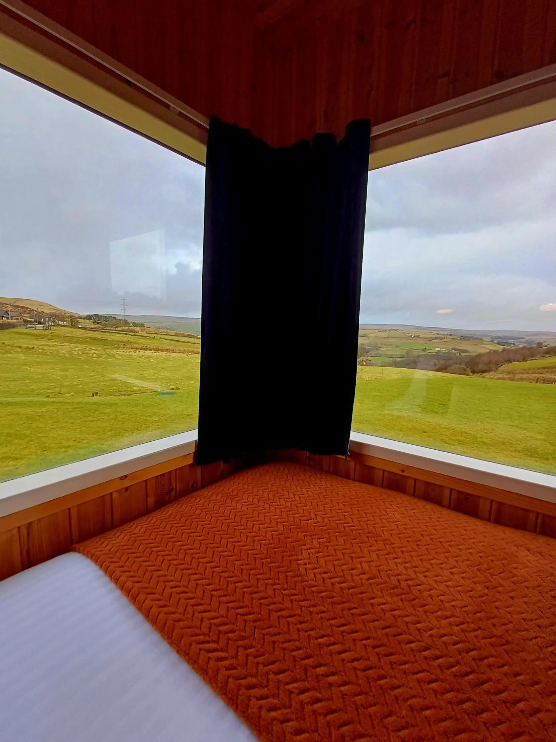 Natural landscape, Bed in Grains Bar Hotel