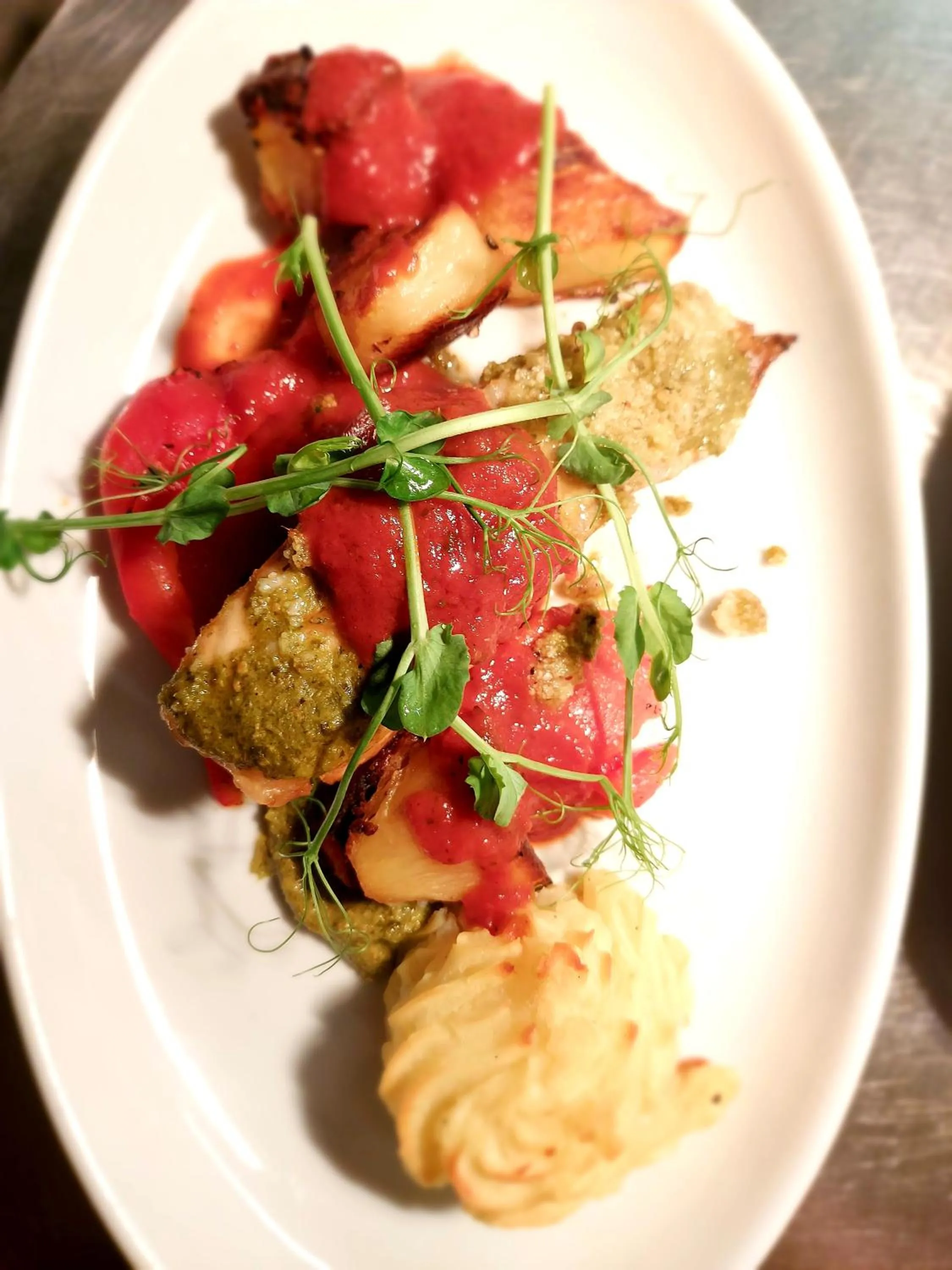 Restaurant/places to eat in Grains Bar Hotel