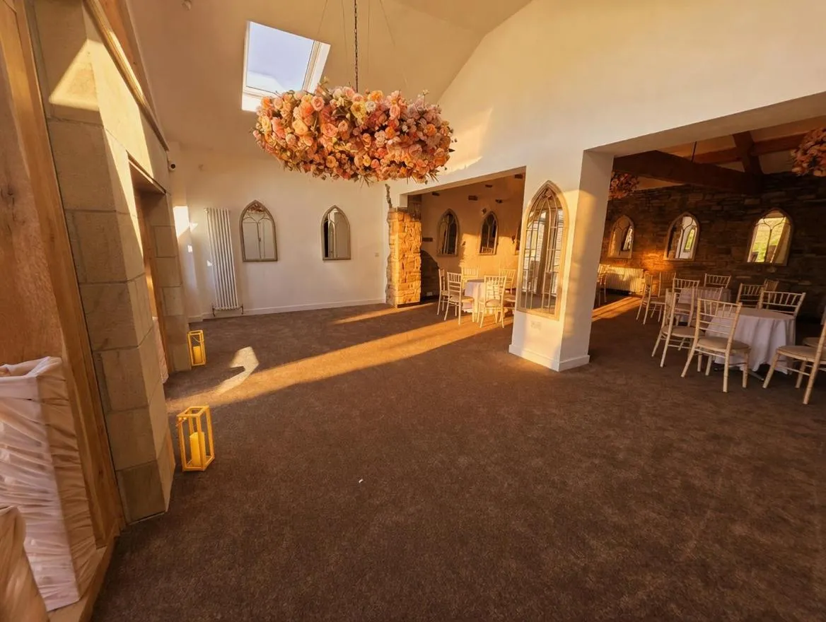 Banquet/Function facilities, Bed in Grains Bar Hotel