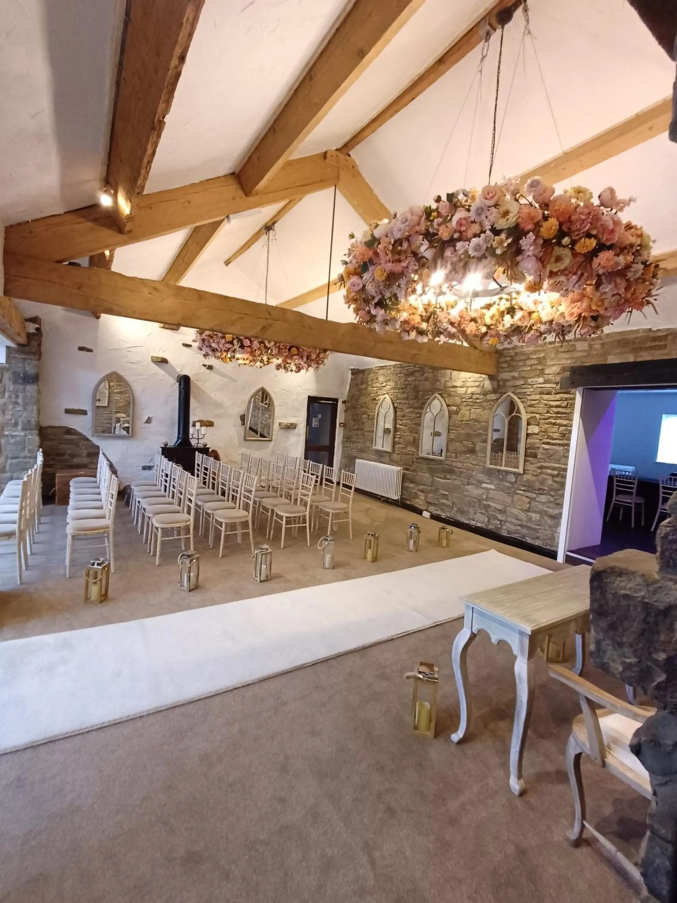 Property building in Grains Bar Hotel