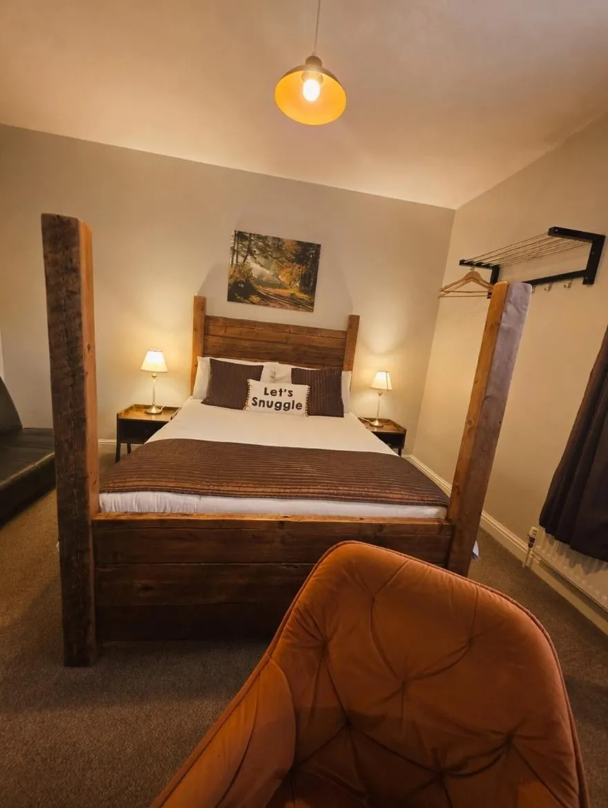 Bed in Grains Bar Hotel