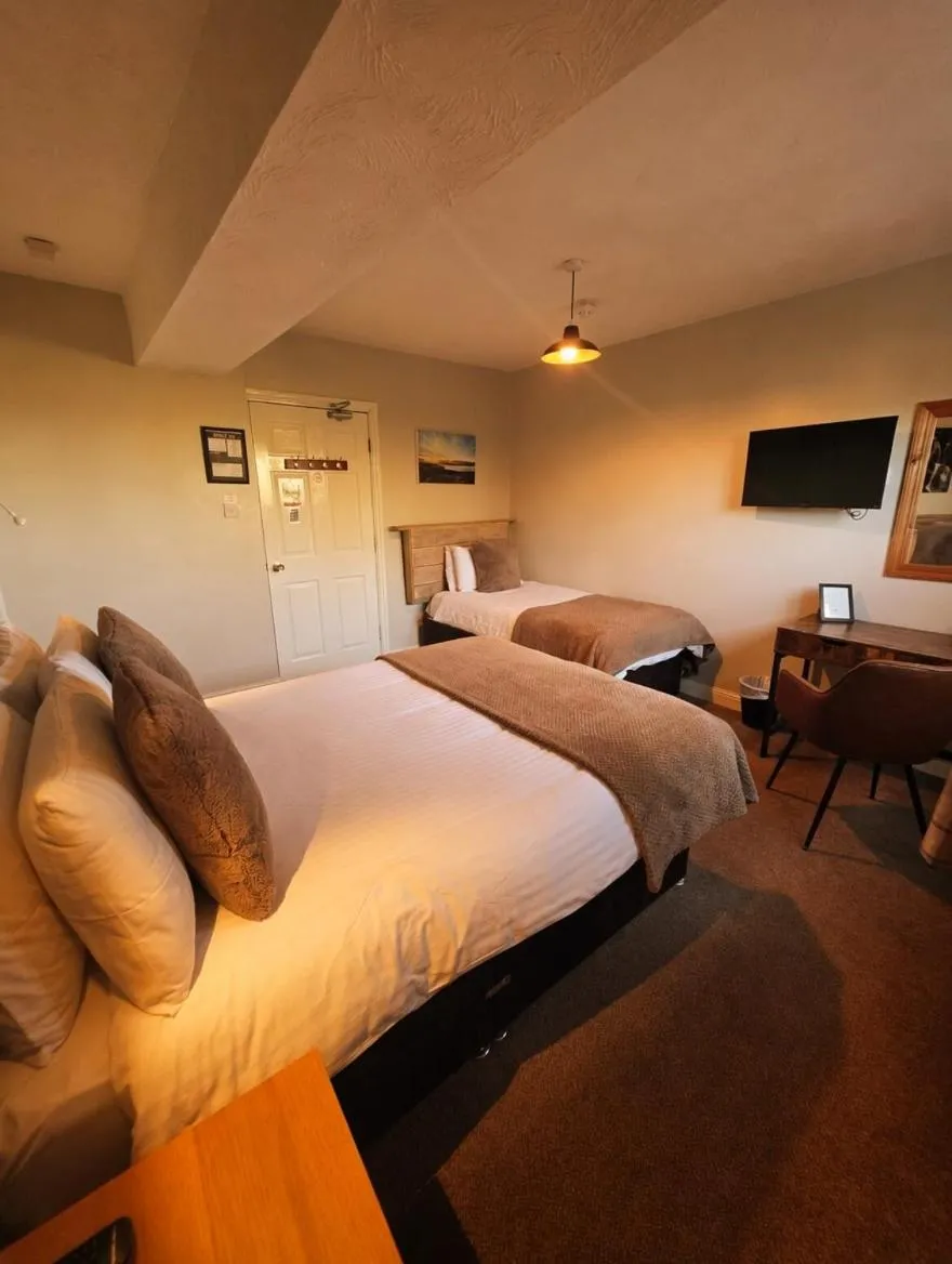 Bed in Grains Bar Hotel