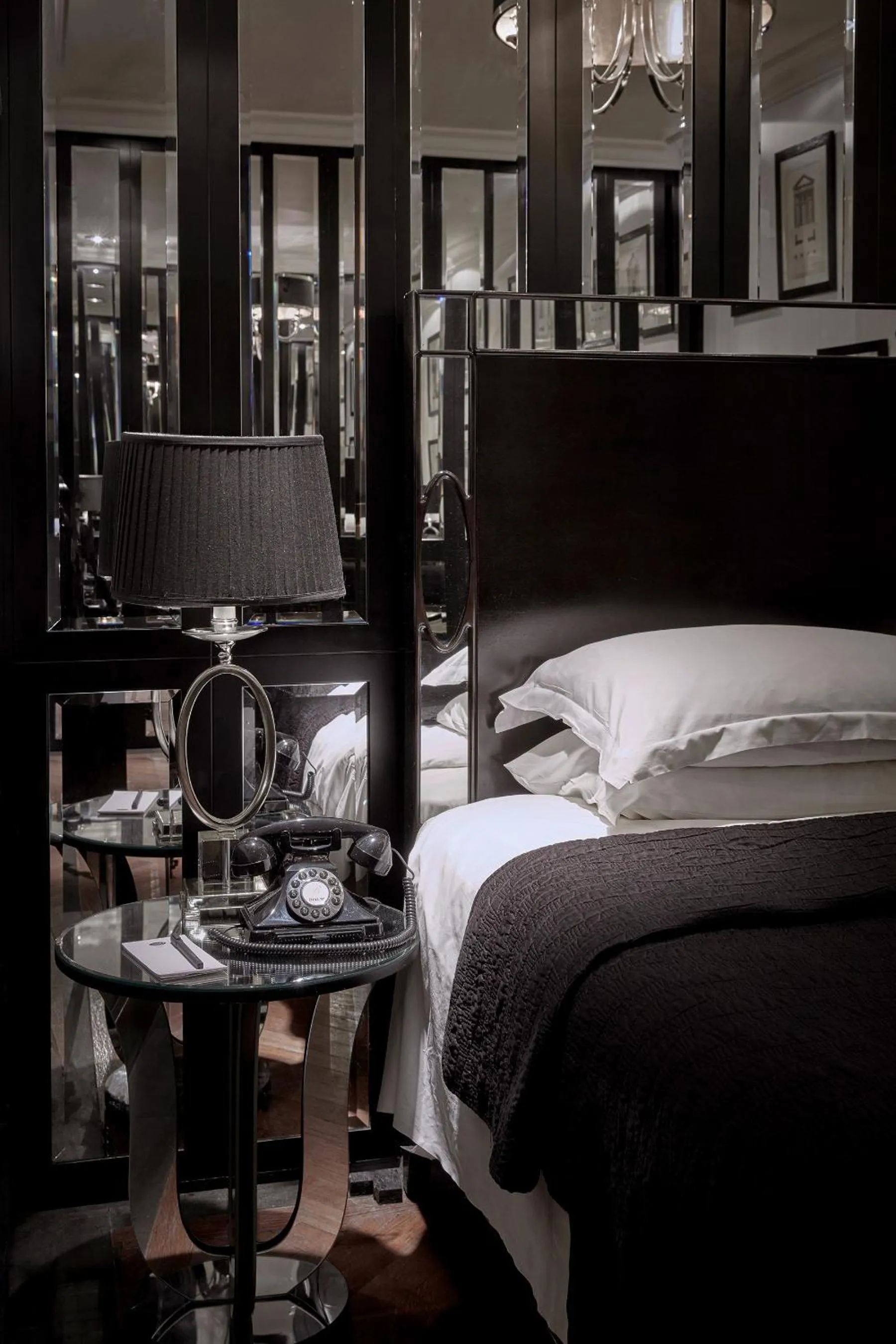 Bedroom in Blakes Hotel