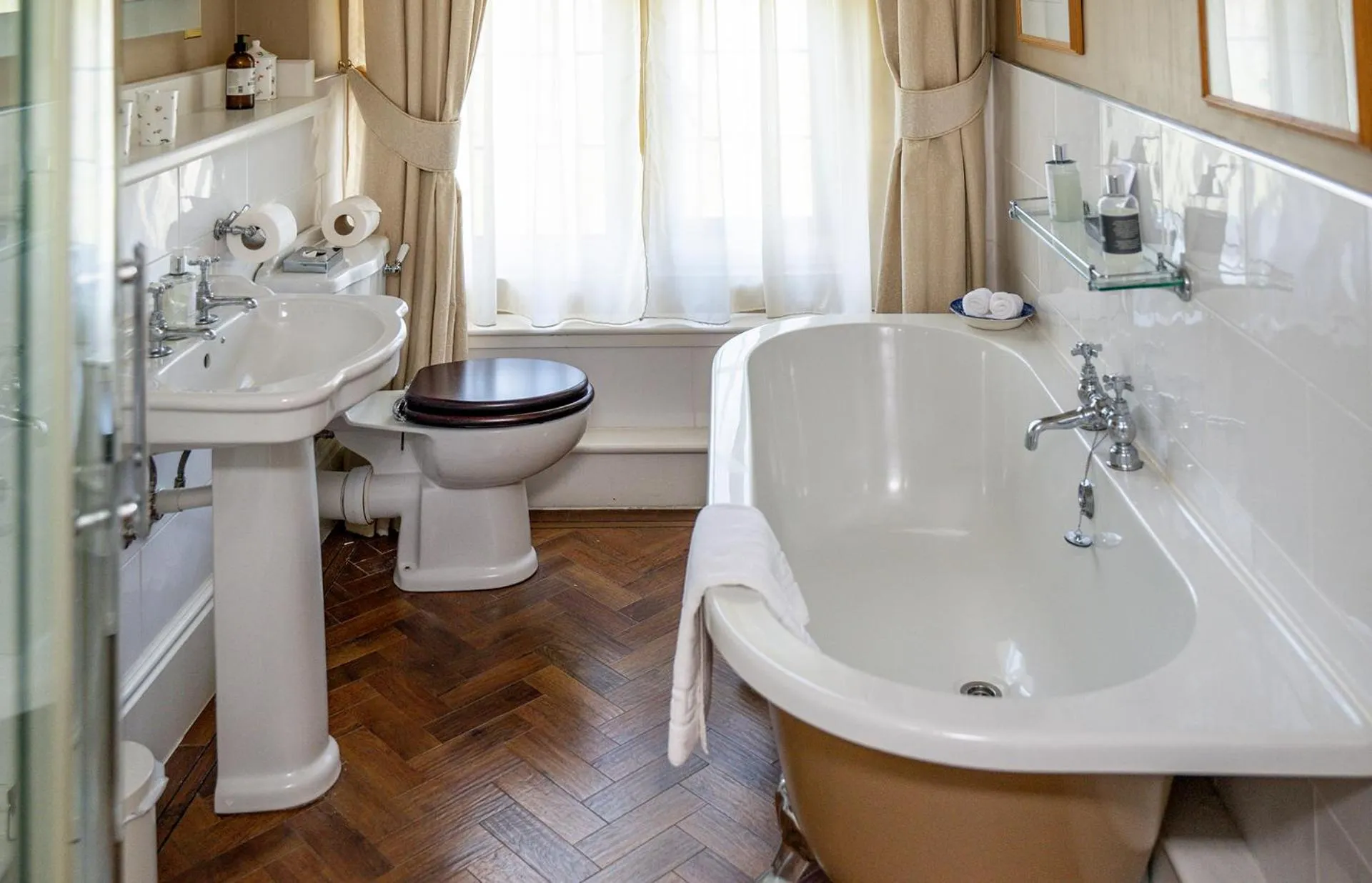 Bathroom in Llangoed Hall