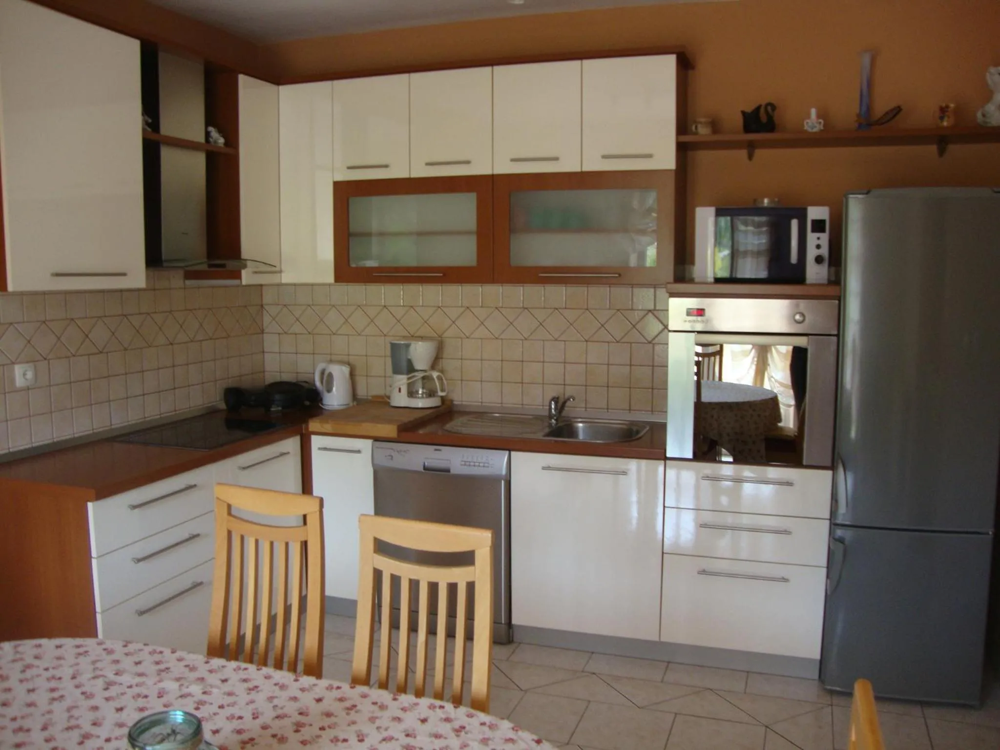 Kitchen or kitchenette in Apartments Hajo
