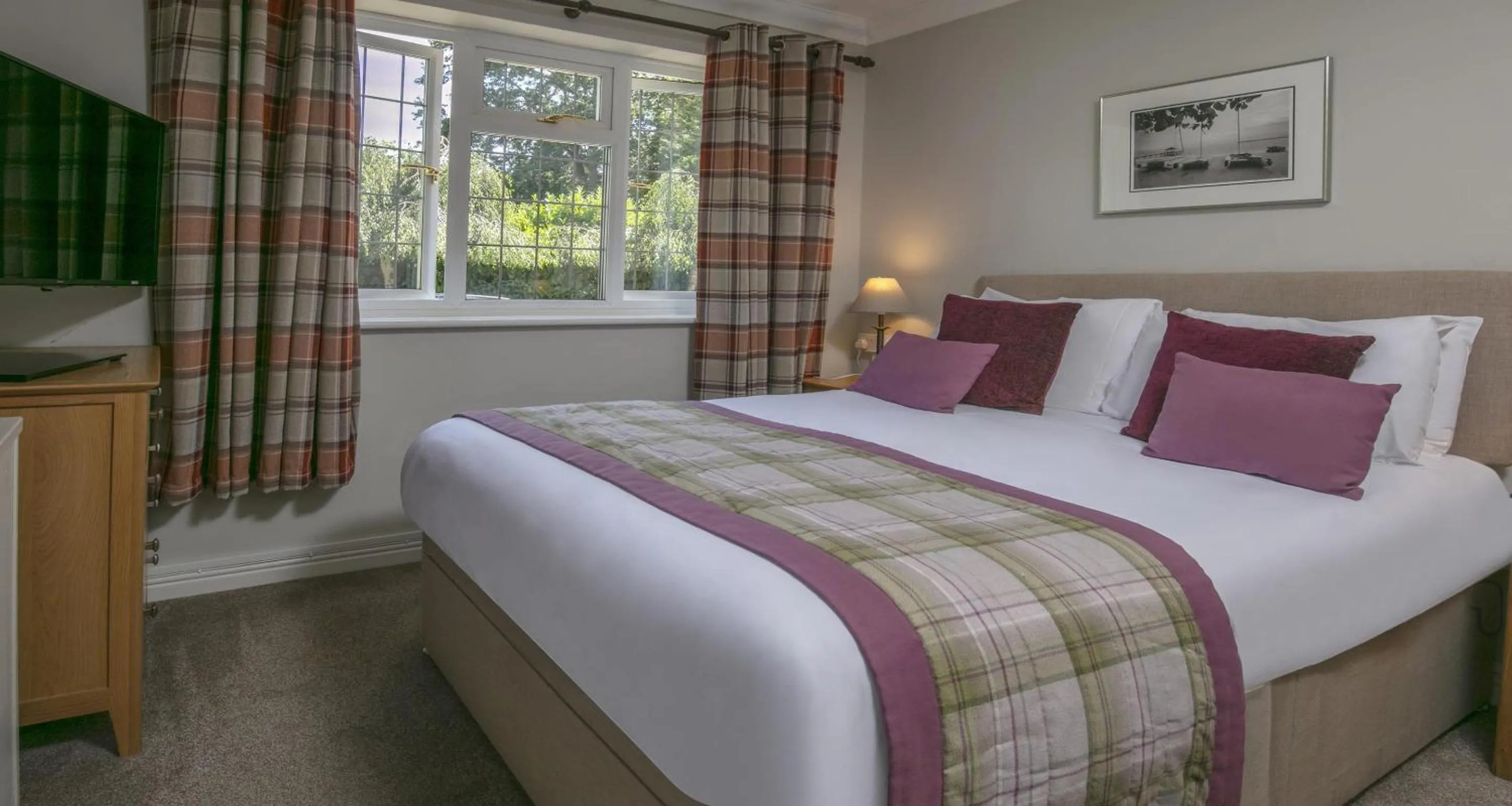 Bedroom, Bed in The Judds Folly Hotel, Sure Hotel Collection by Best Western