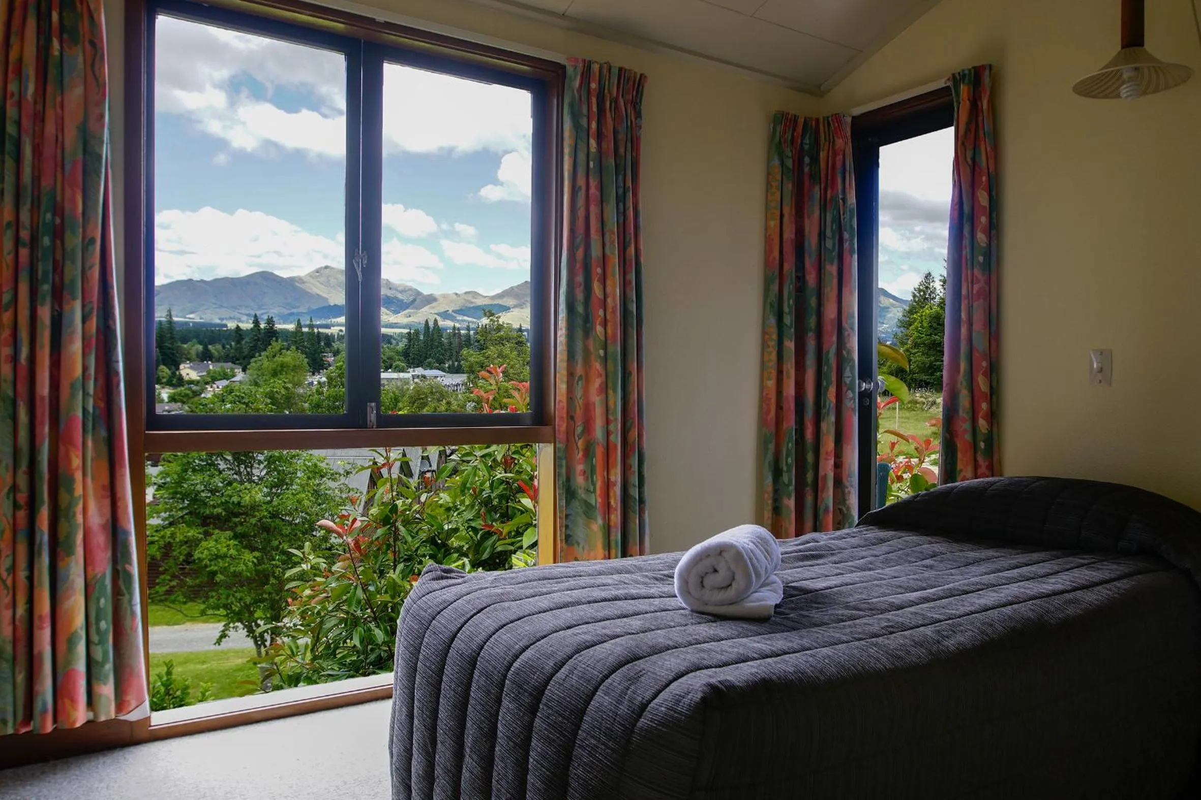 Bed in Greenacres Alpine Chalets & Villas