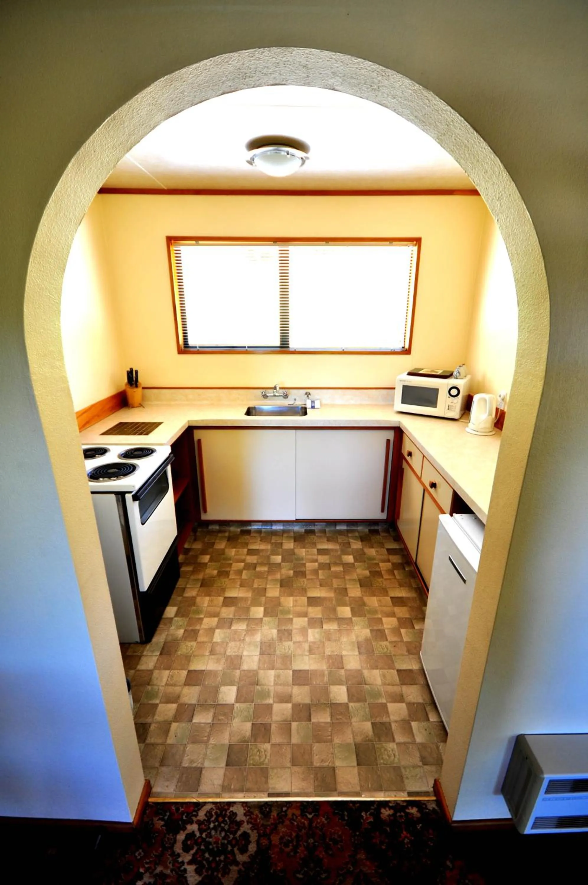 Kitchen or kitchenette in Greenacres Alpine Chalets & Villas