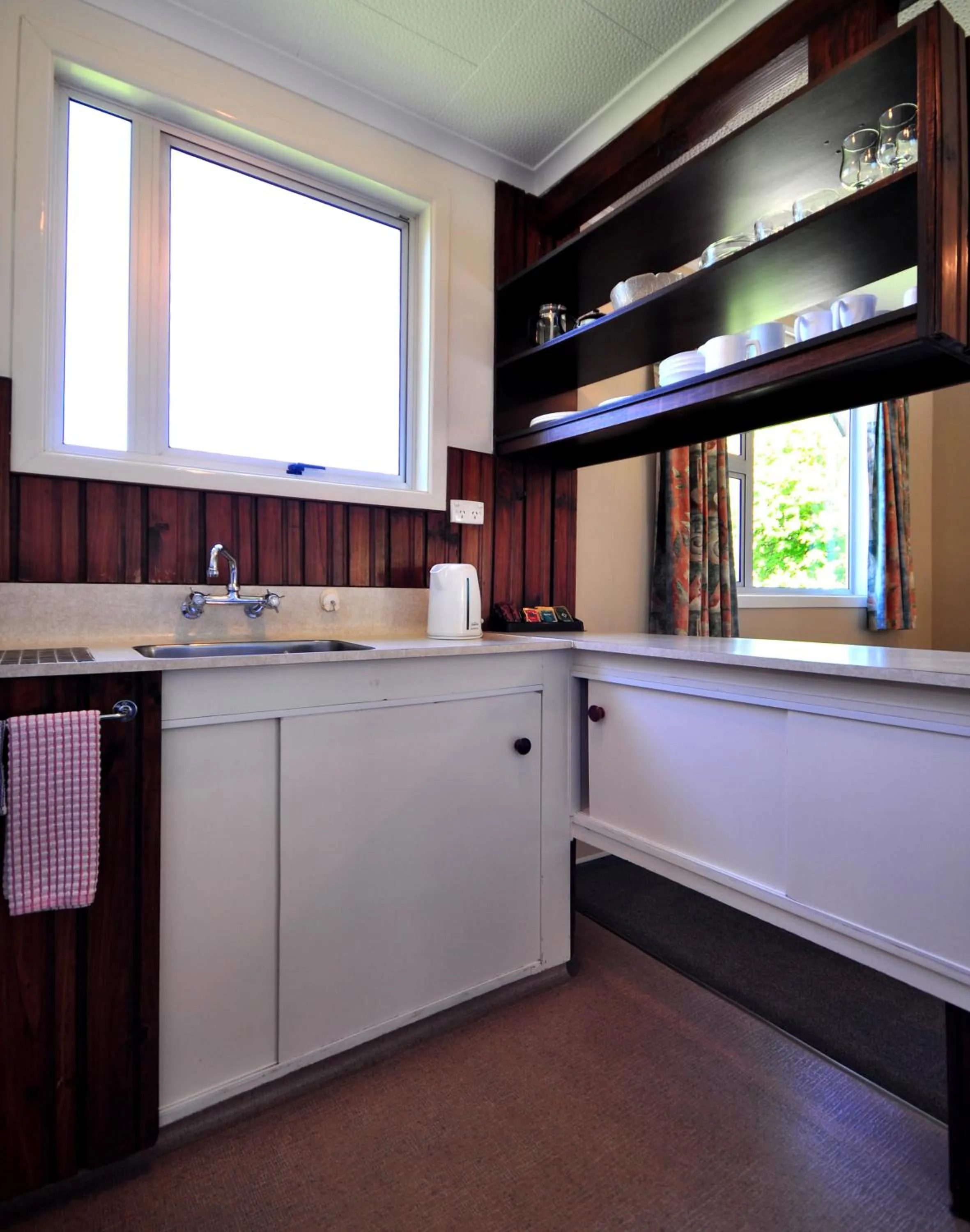 Kitchen or kitchenette in Greenacres Alpine Chalets & Villas