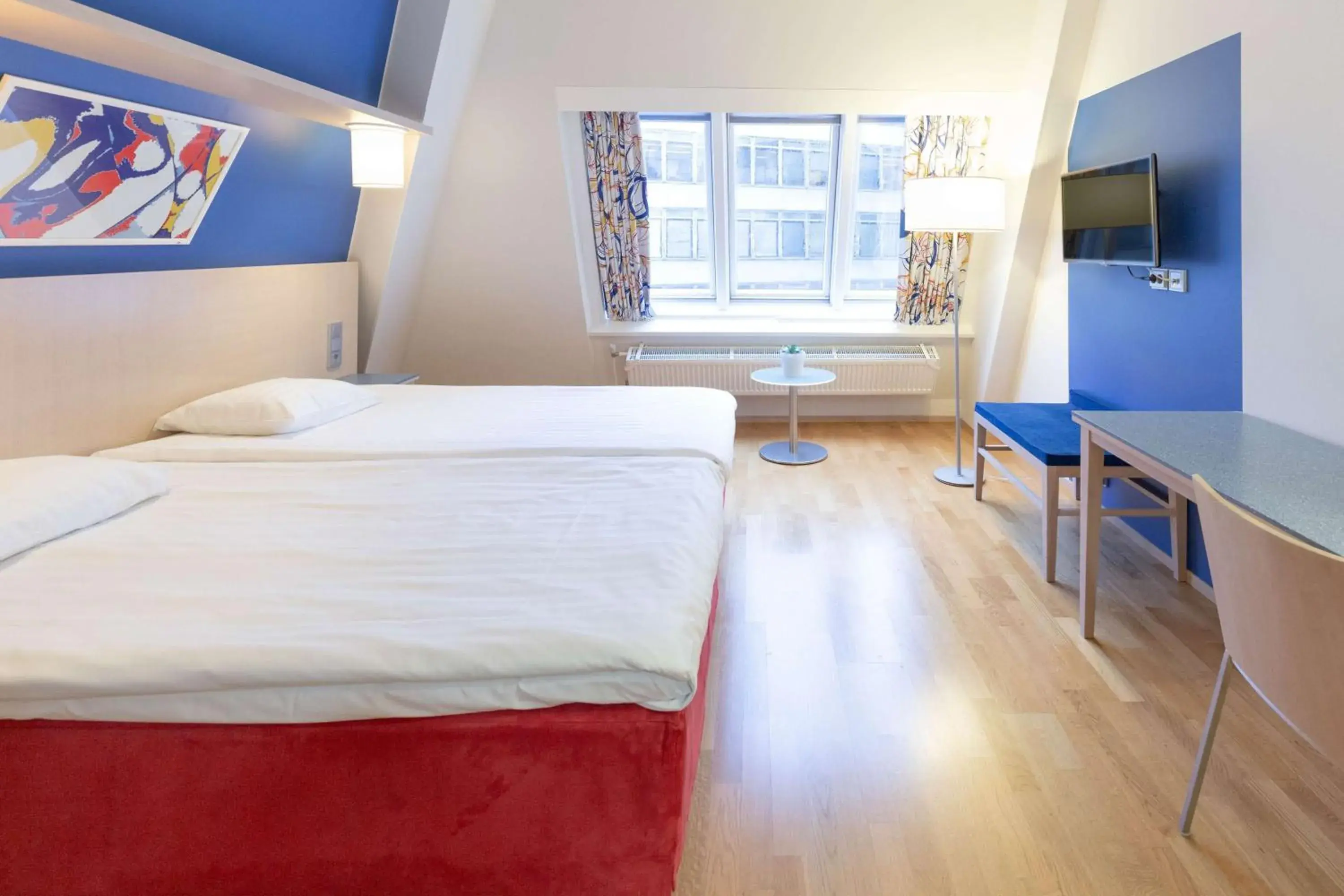 Bedroom, Bed in Scandic Hakaniemi Bedroom, Bed in Scandic Hakaniemi