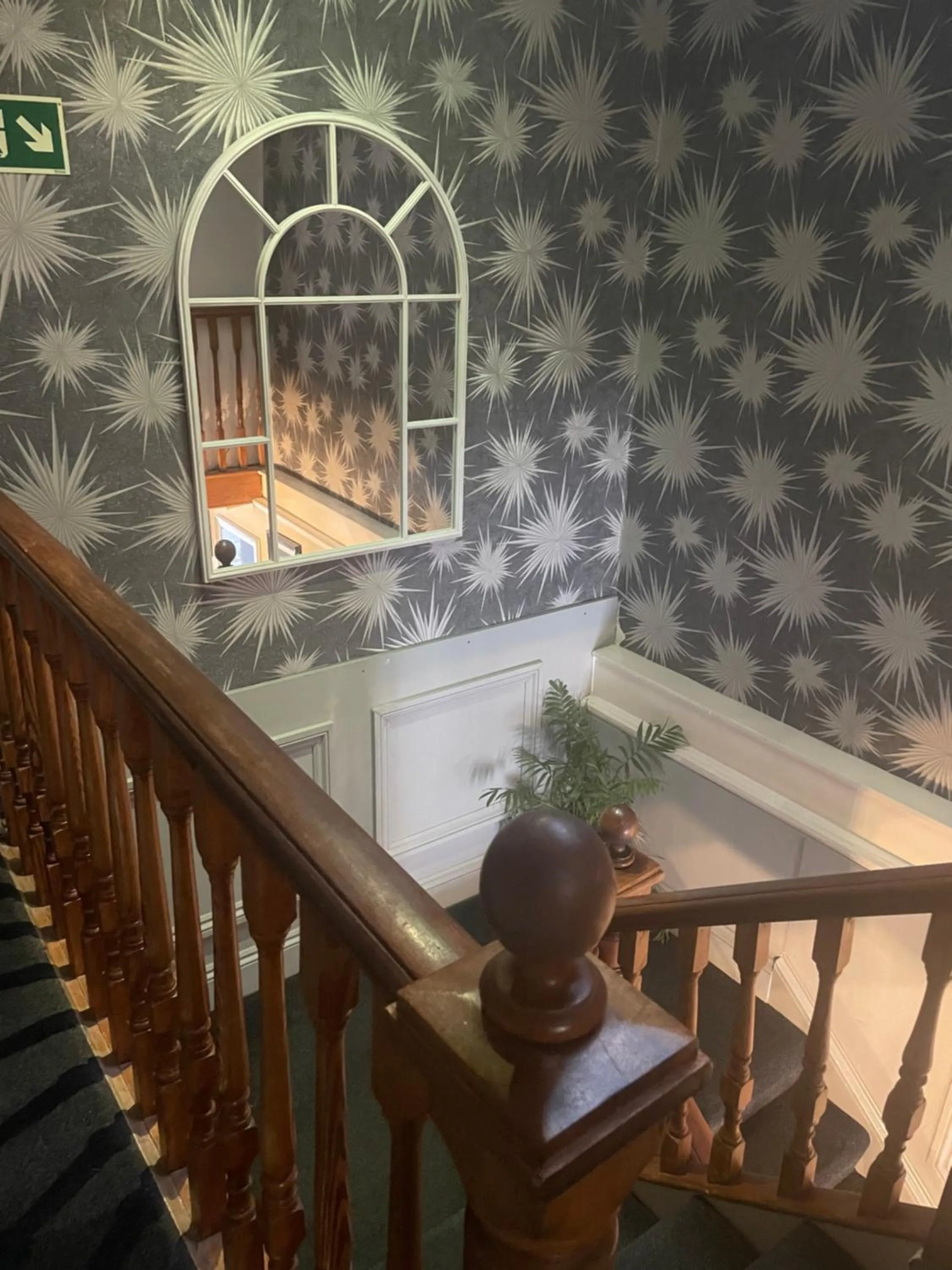 The Lilly Restaurant With Rooms