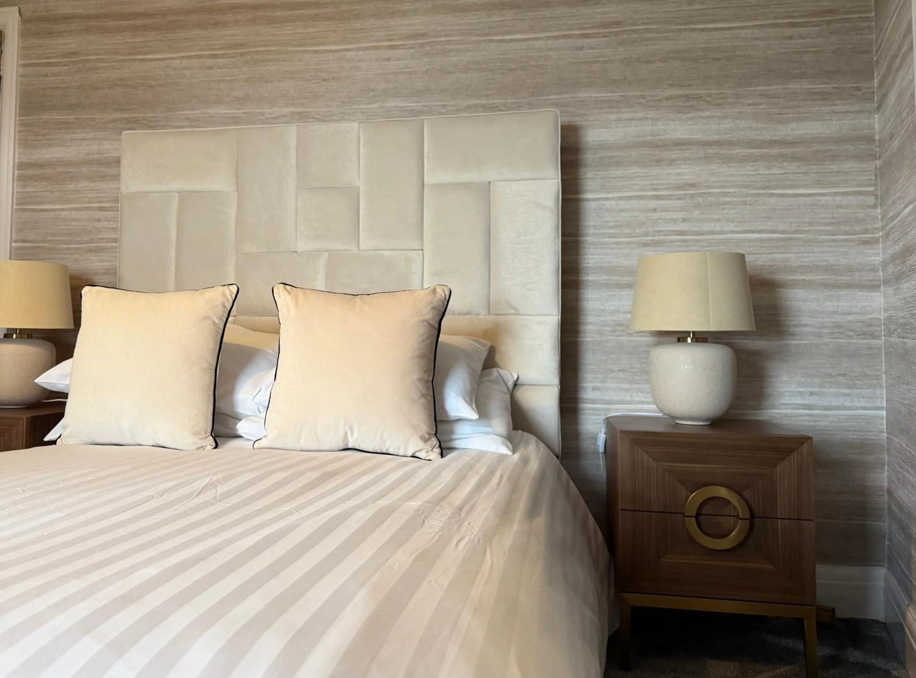 Bed in The Lilly Restaurant With Rooms