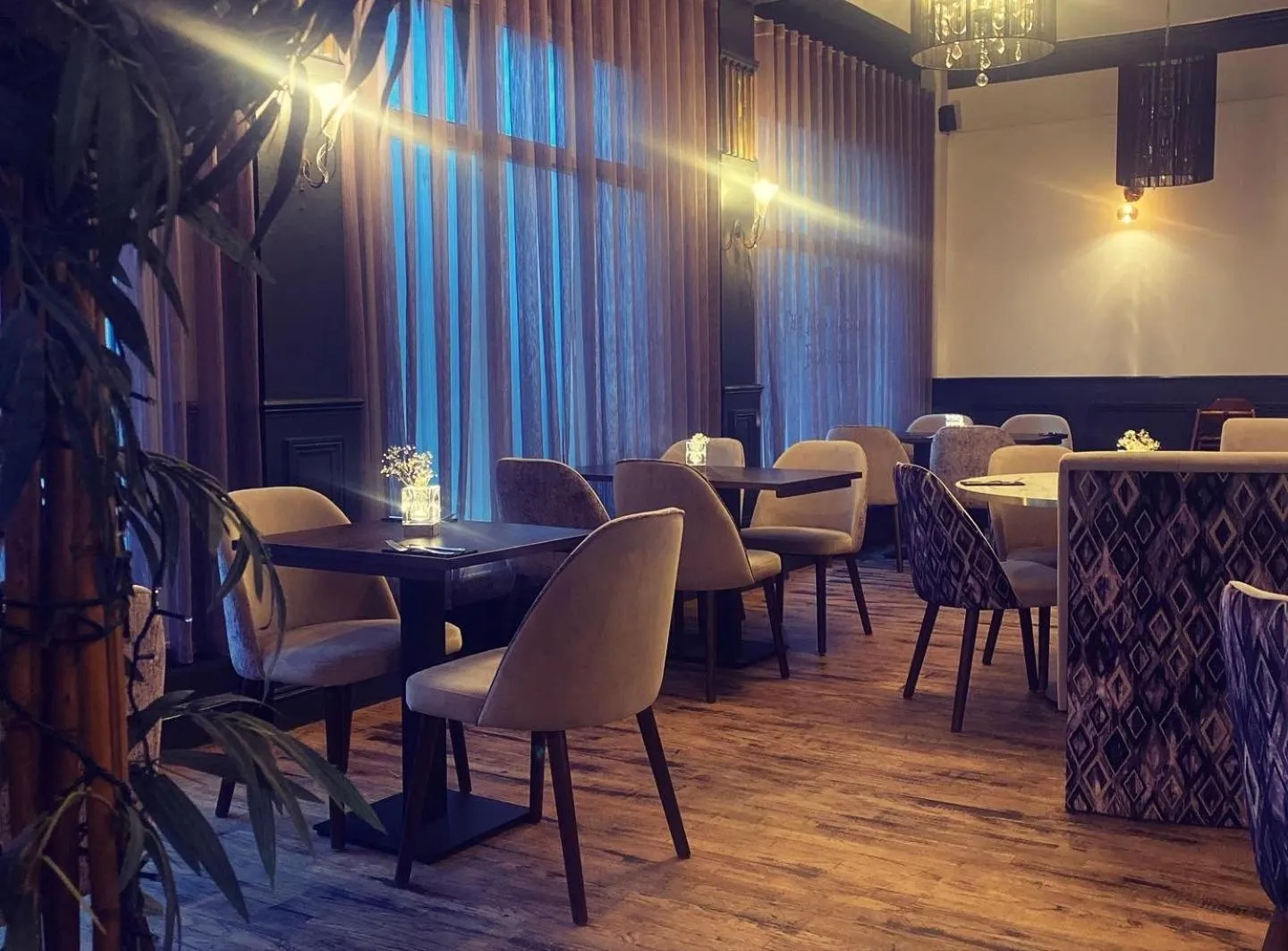 Restaurant/places to eat in The Lilly Restaurant With Rooms