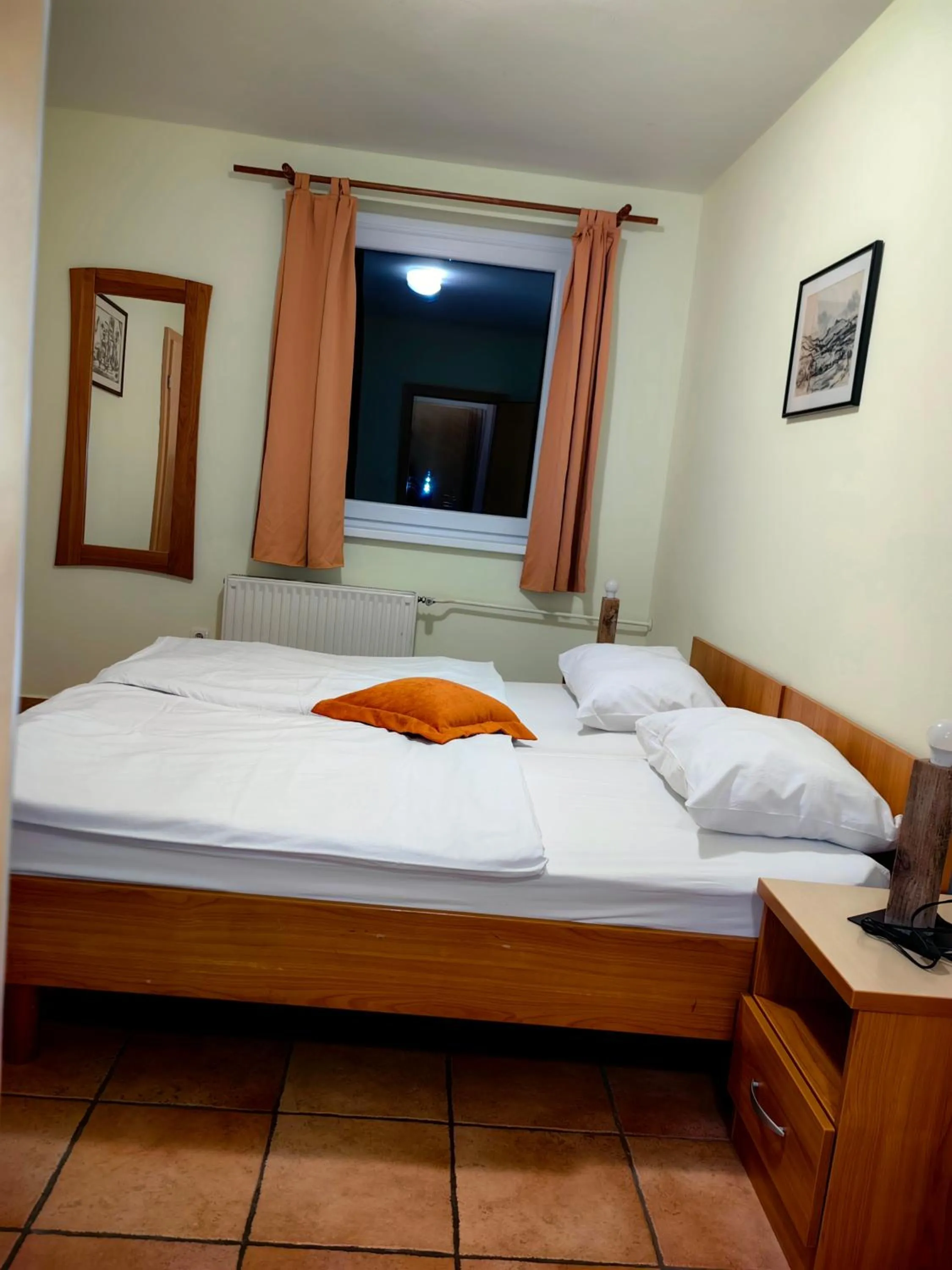 Bedroom, Bed in Hotel Kovac