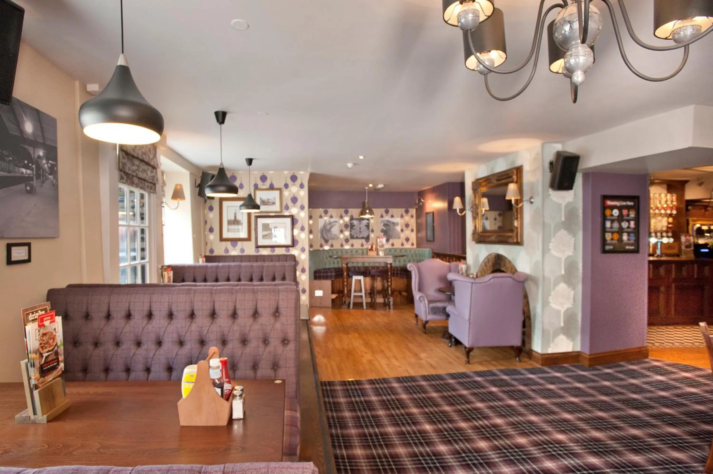 Restaurant/places to eat in Ye Olde Griffin