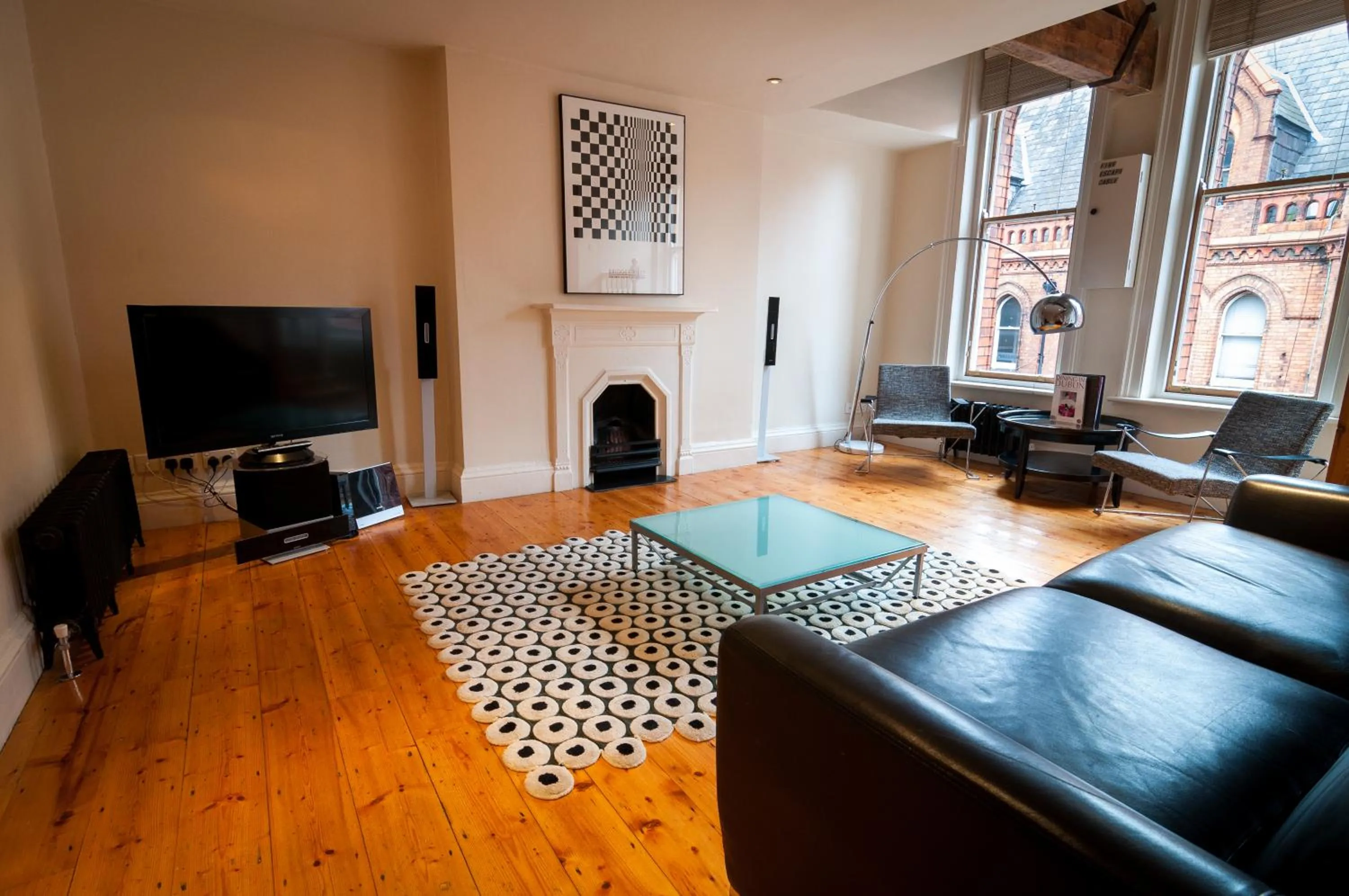 TV and multimedia in Kellys Hotel