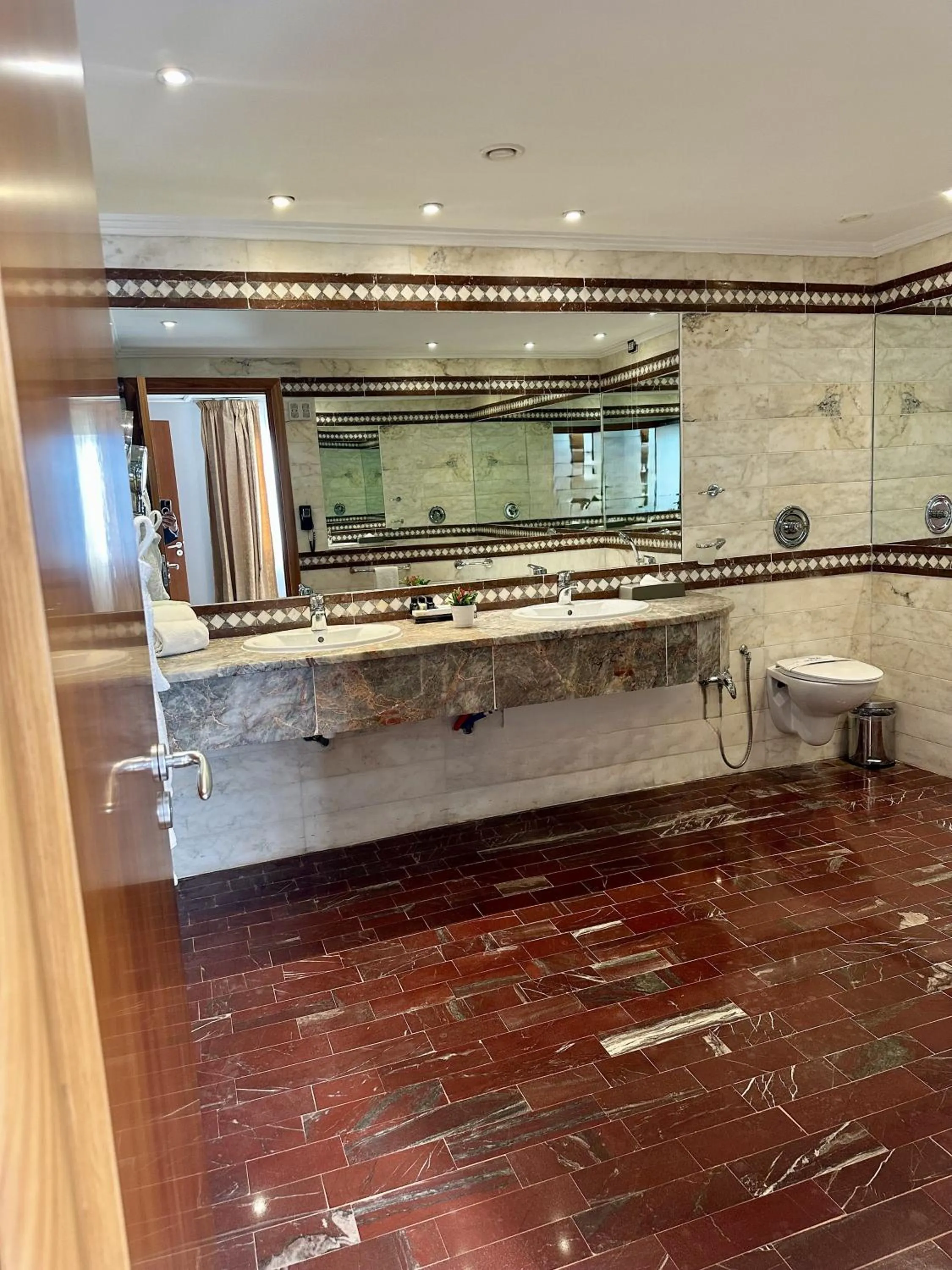 Bathroom in Tunis Grand Hotel