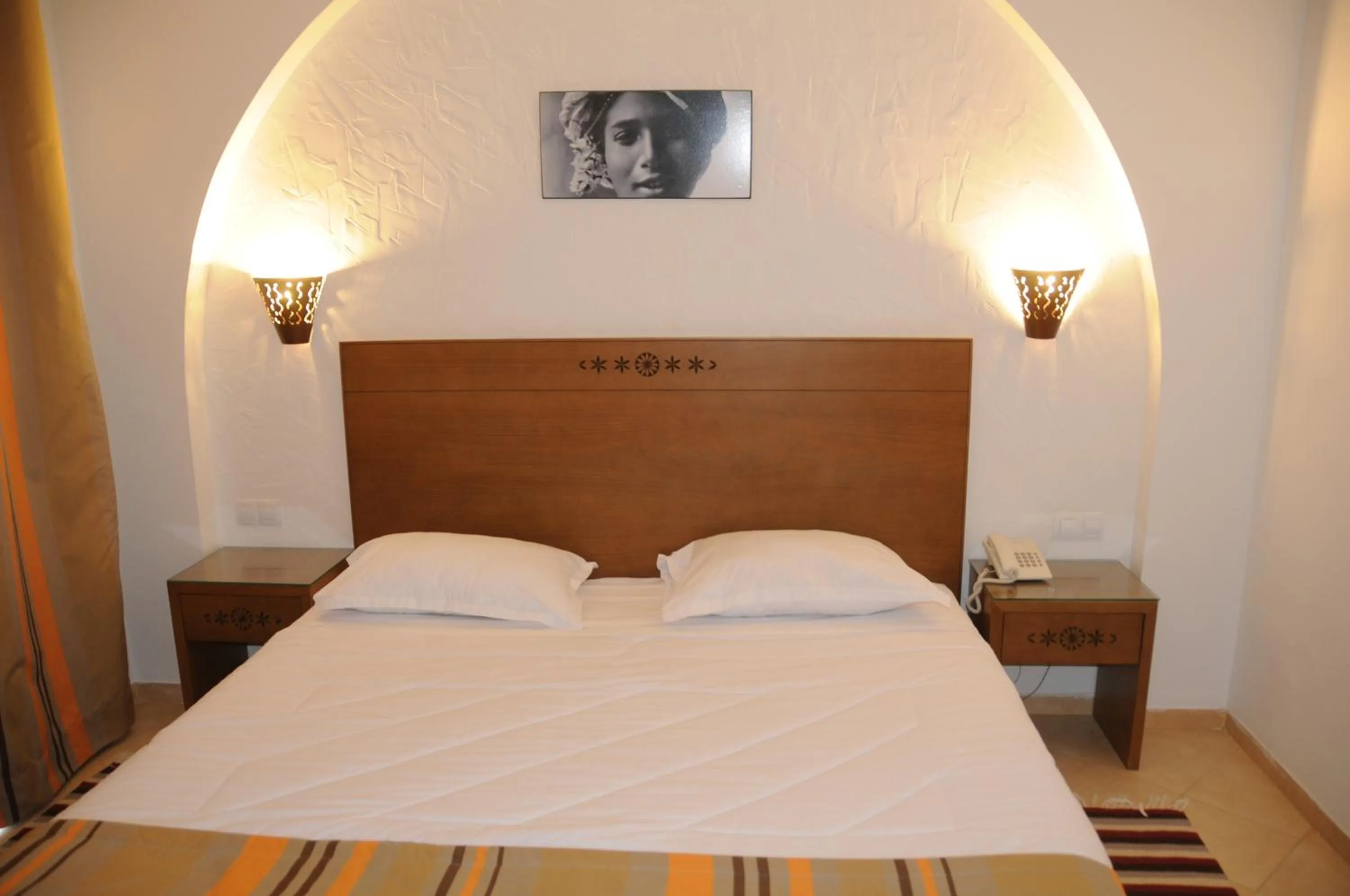 Bedroom, Bed in Hotel Menara