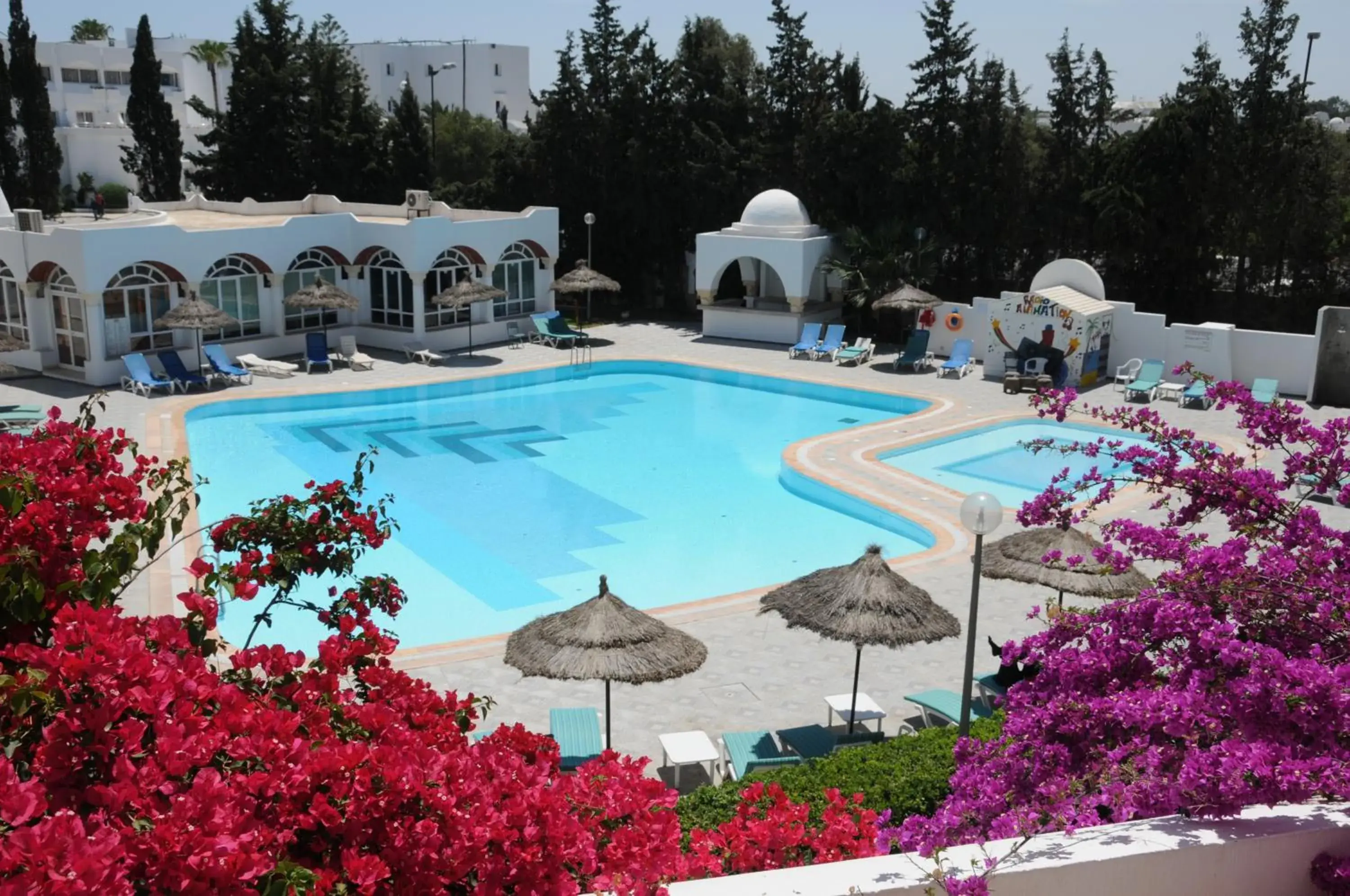 Pool view in Hotel Menara Pool view in Hotel Menara