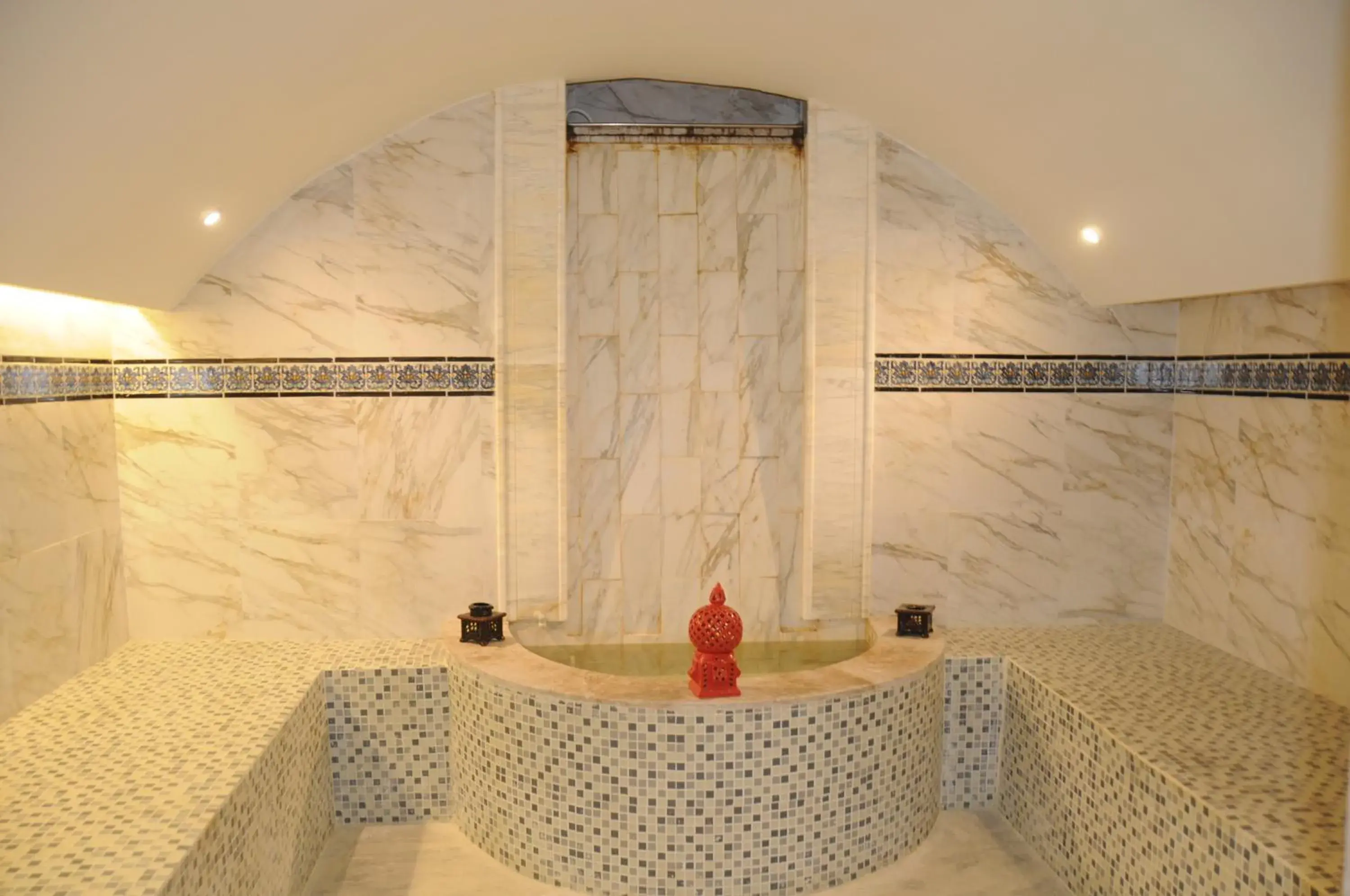 Fitness centre/facilities in Hotel Menara Fitness centre/facilities in Hotel Menara