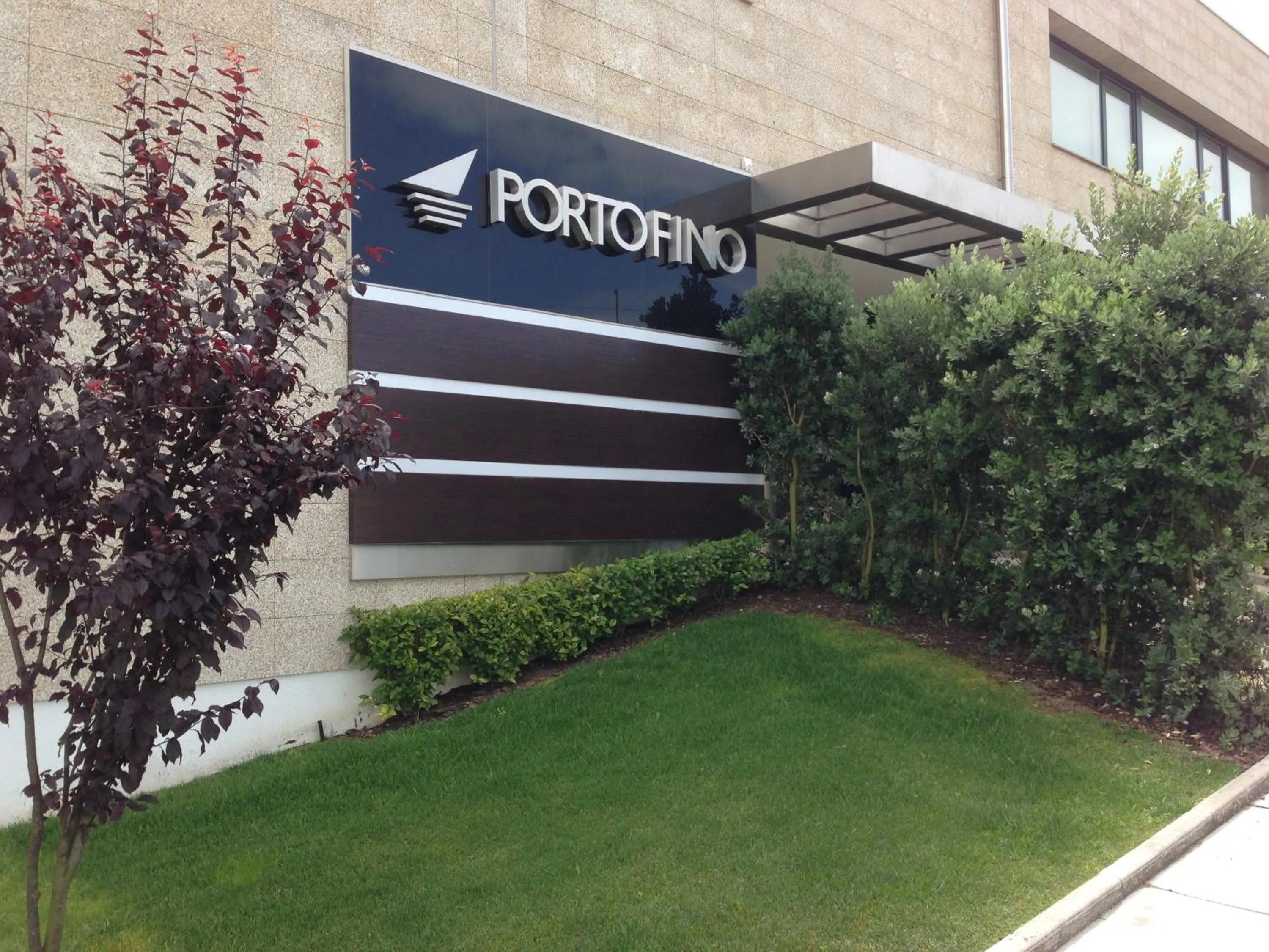 Property building in Motel Portofino