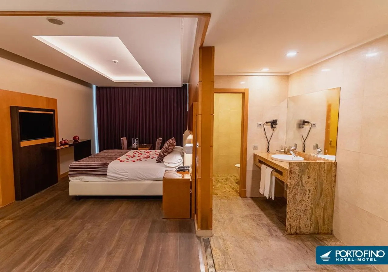 Bed in Motel Portofino