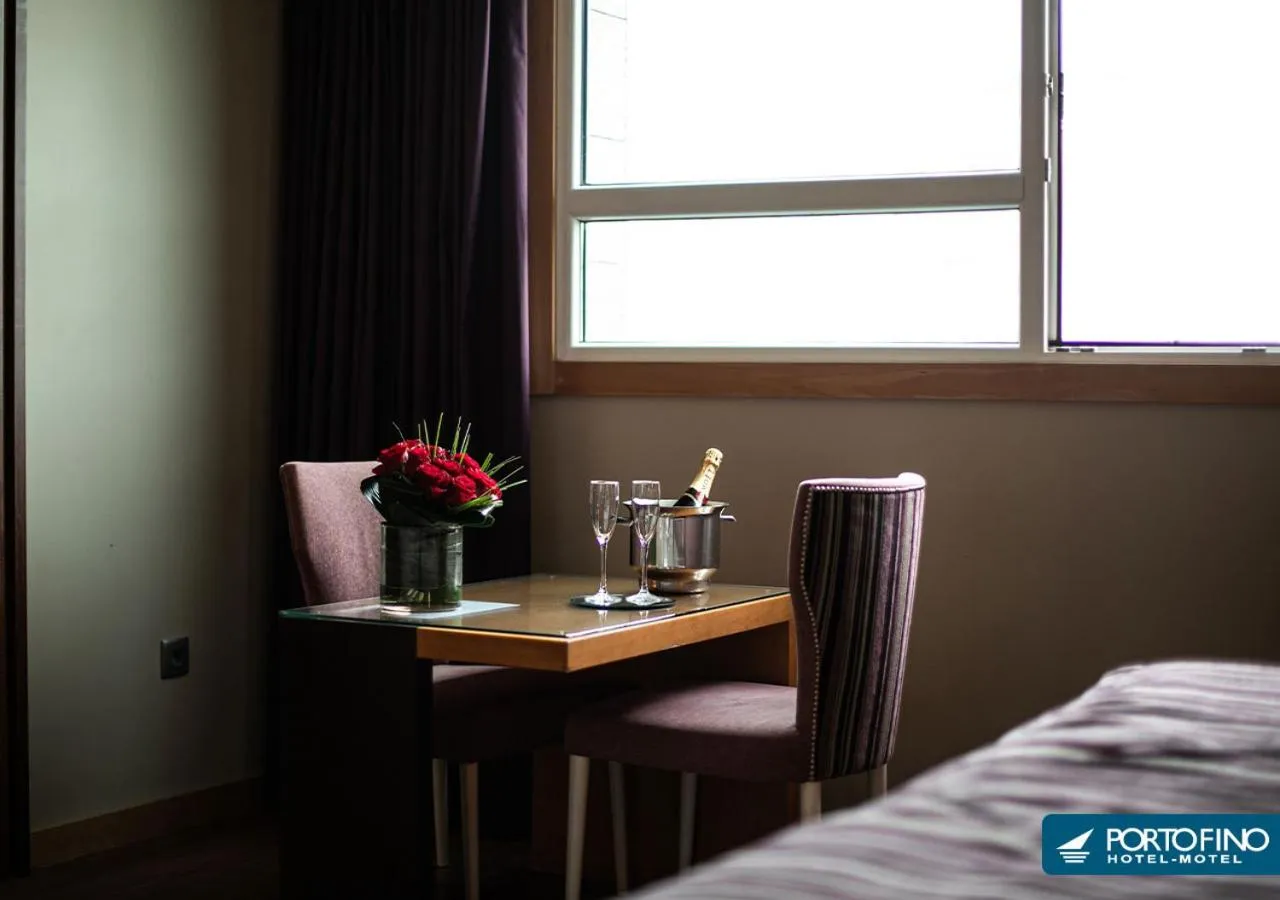 Decorative detail, Bed in Motel Portofino