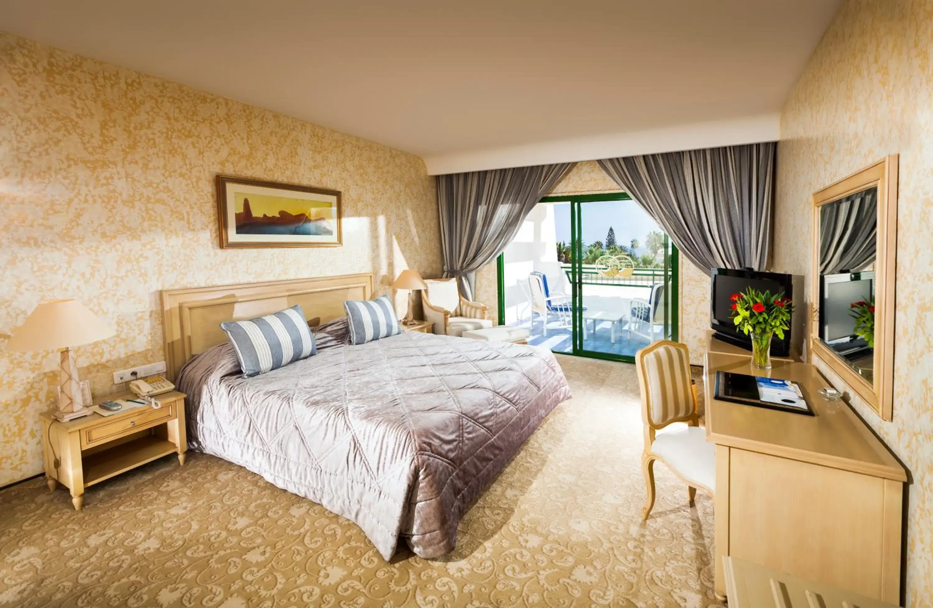 Bed in Hasdrubal Thalassa & Spa Port El Kantaoui Bed in Hasdrubal Thalassa & Spa Port El Kantaoui